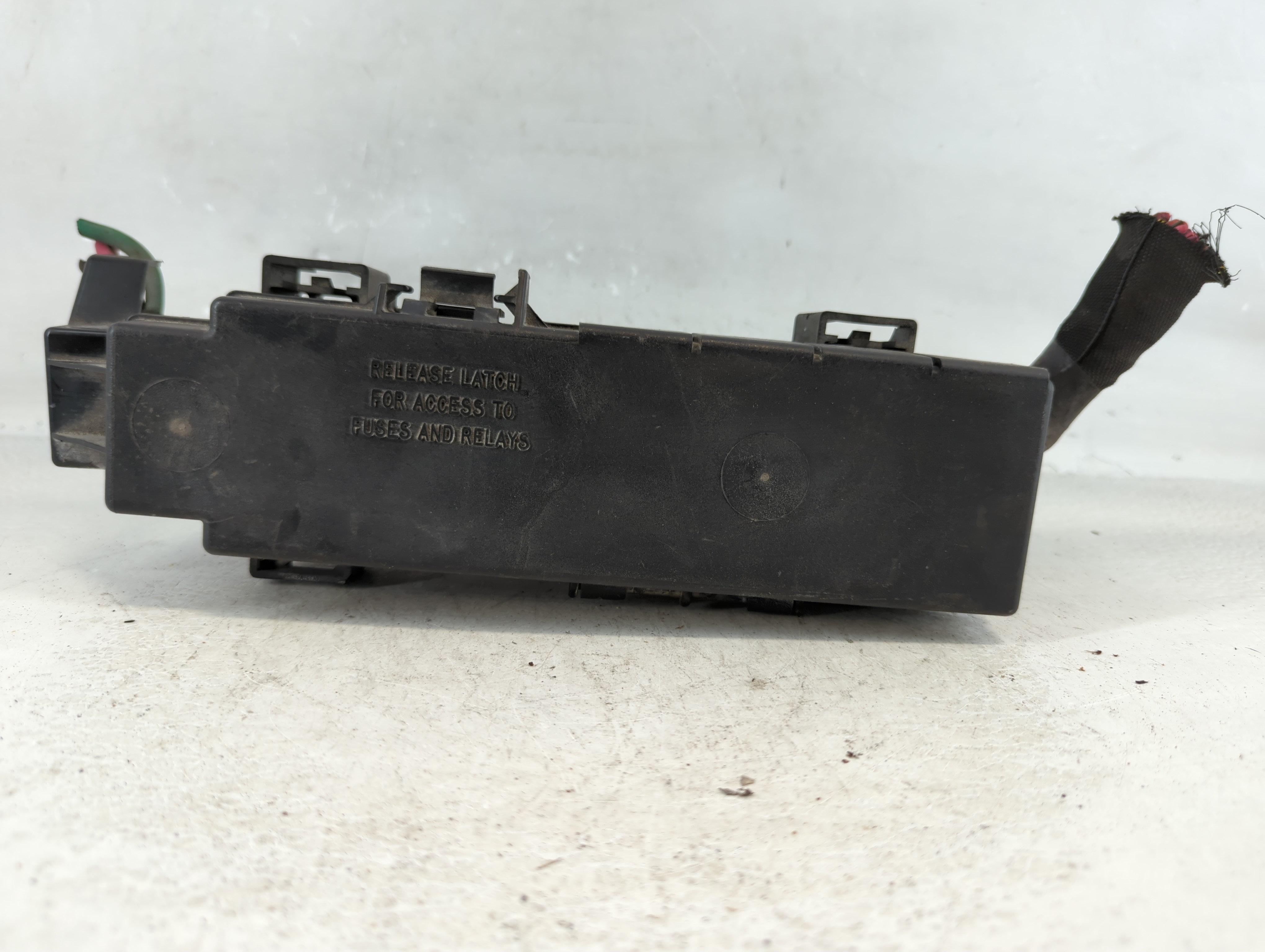 2005-2007 Jeep Liberty Fusebox Fuse Box Relay Module 56050741aj 1072183 - Oemusedautoparts1.com
