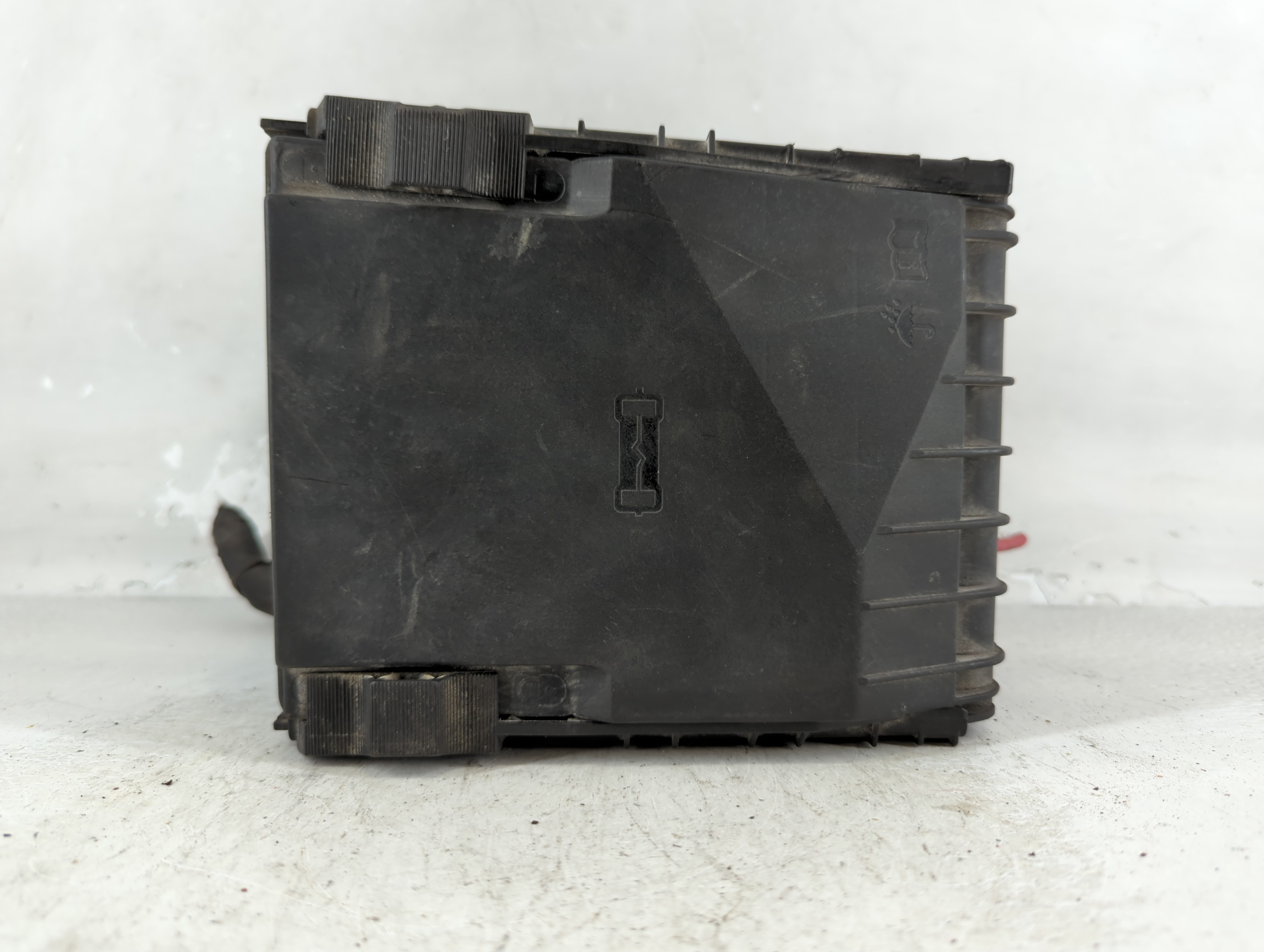 2009-2017 Volkswagen Cc Fusebox Fuse Box Relay Module 3c0 937 125 A 1072186 - Oemusedautoparts1.com