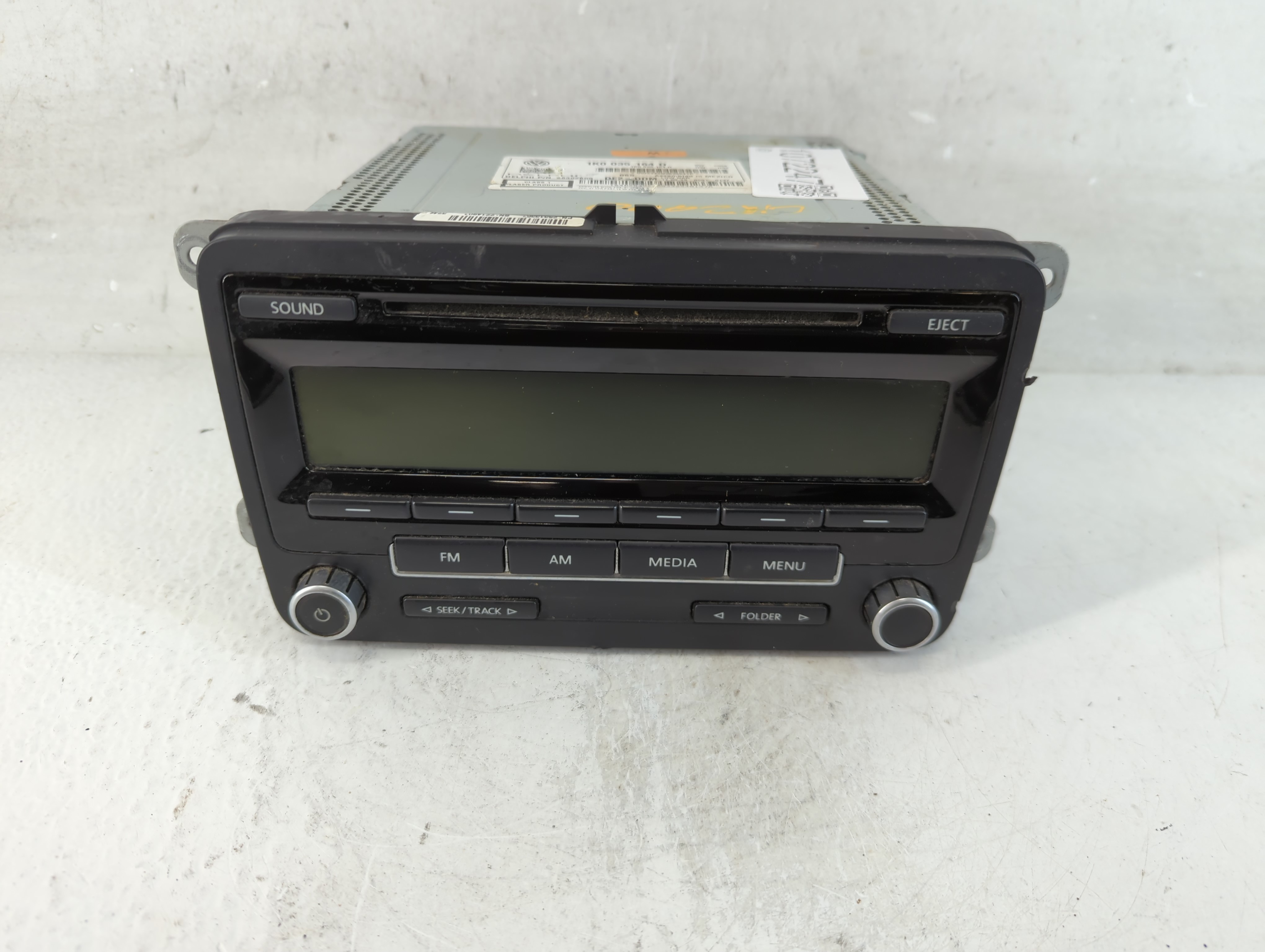 2011-2014 Volkswagen Jetta Am Fm Cd Player Radio Receiver 1072247 - Oemusedautoparts1.com
