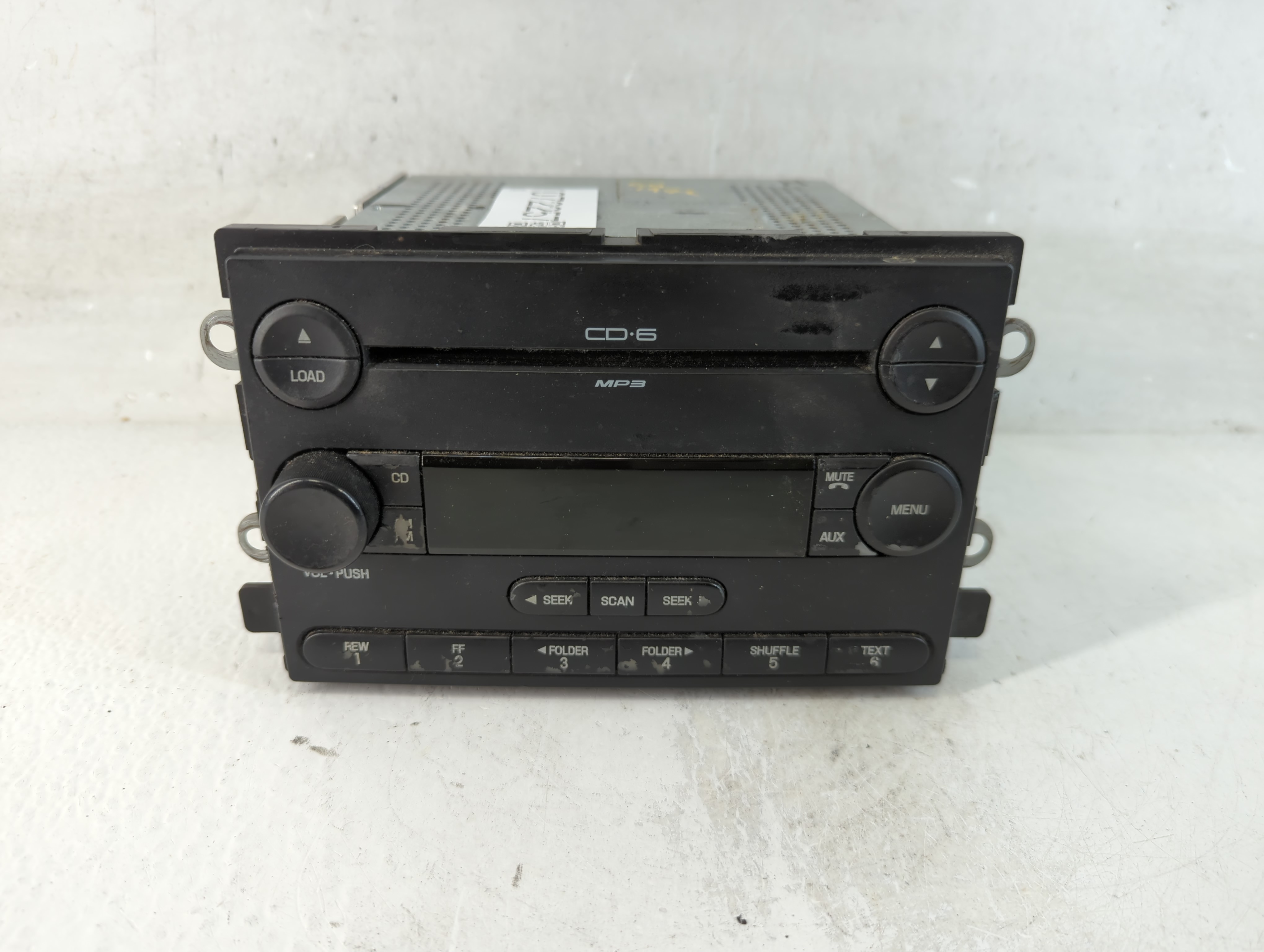 2005-2005 Ford Freestyle Am Fm Cd Player Radio Receiver 1072257 - Oemusedautoparts1.com