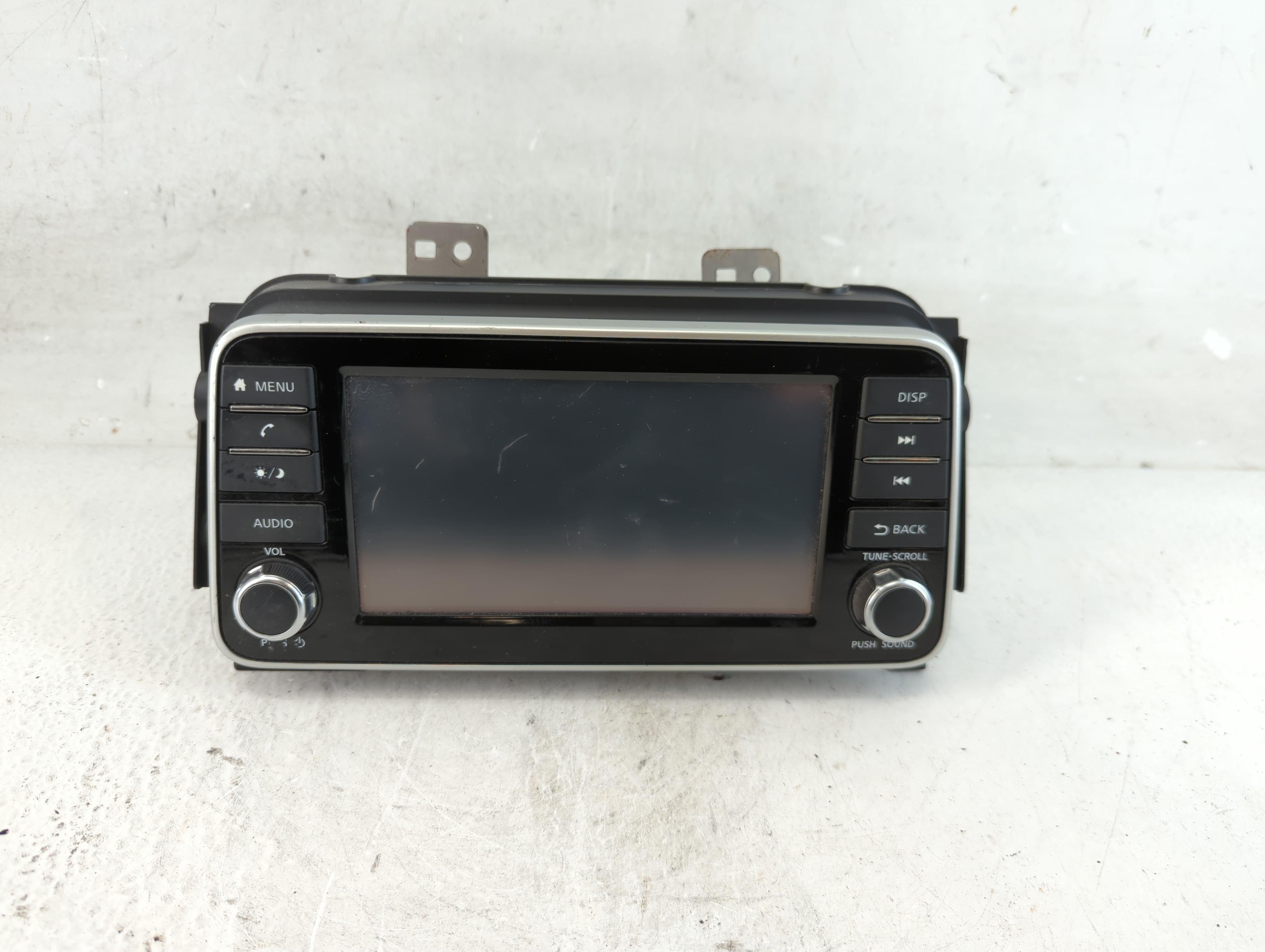 2020-2021 Nissan Versa Am Fm Cd Player Radio Receiver 1072280 - Oemusedautoparts1.com