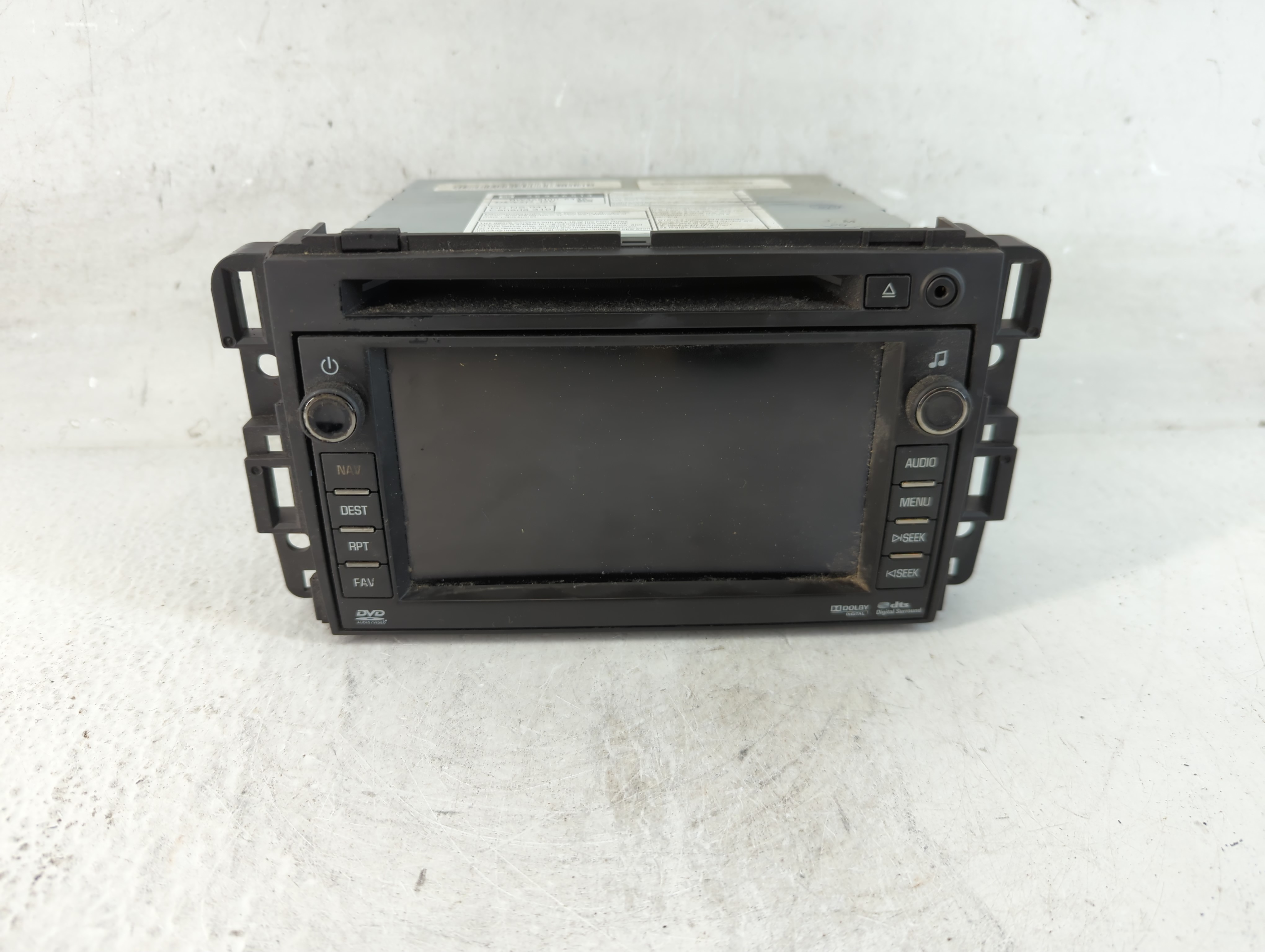 2010-2010 Chevrolet Suburban 1500 Am Fm Cd Player Radio Receiver 1072289 - Oemusedautoparts1.com