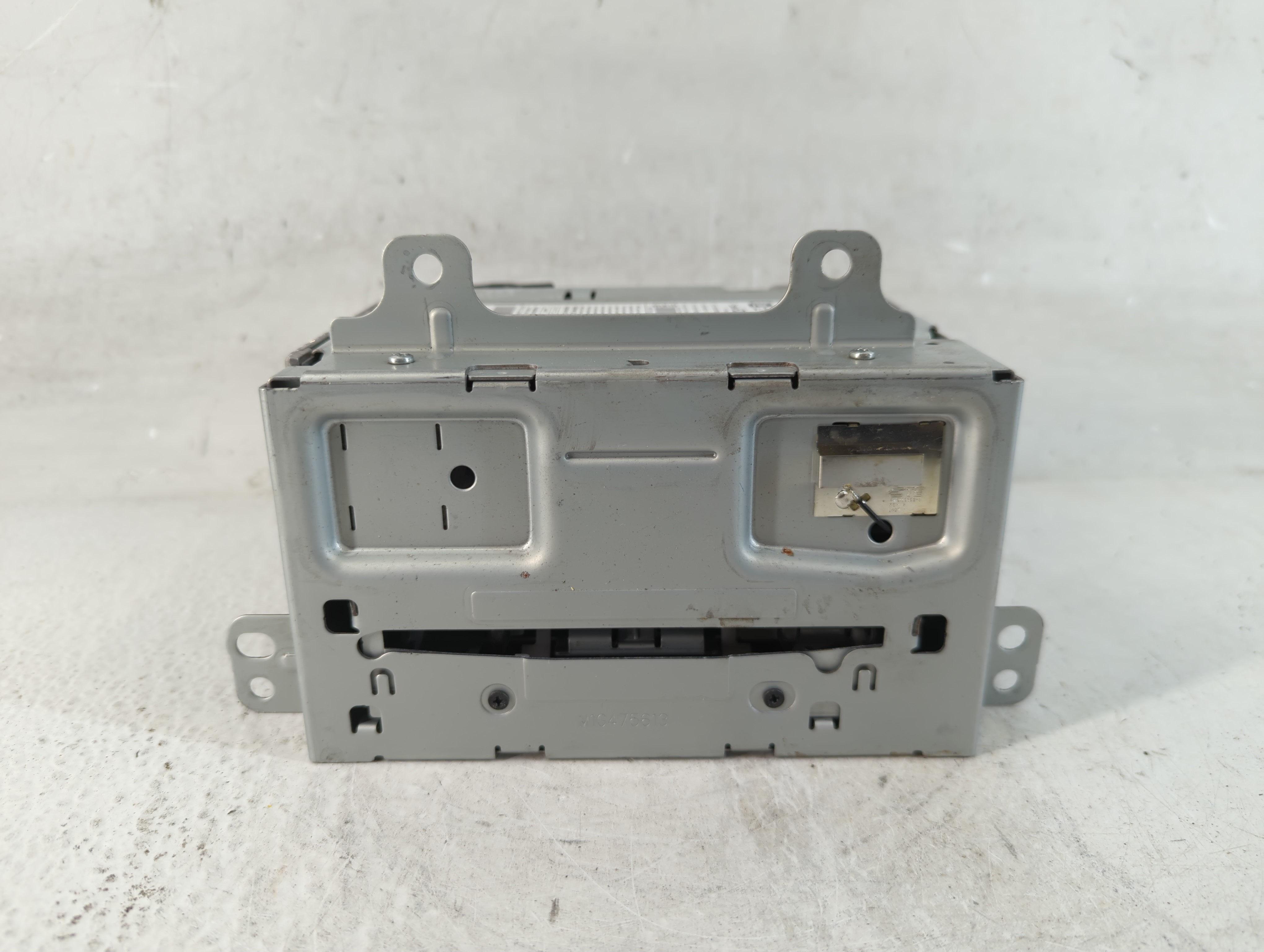 2014-2015 Gmc Terrain Am Fm Cd Player Radio Receiver 1072311 - Oemusedautoparts1.com