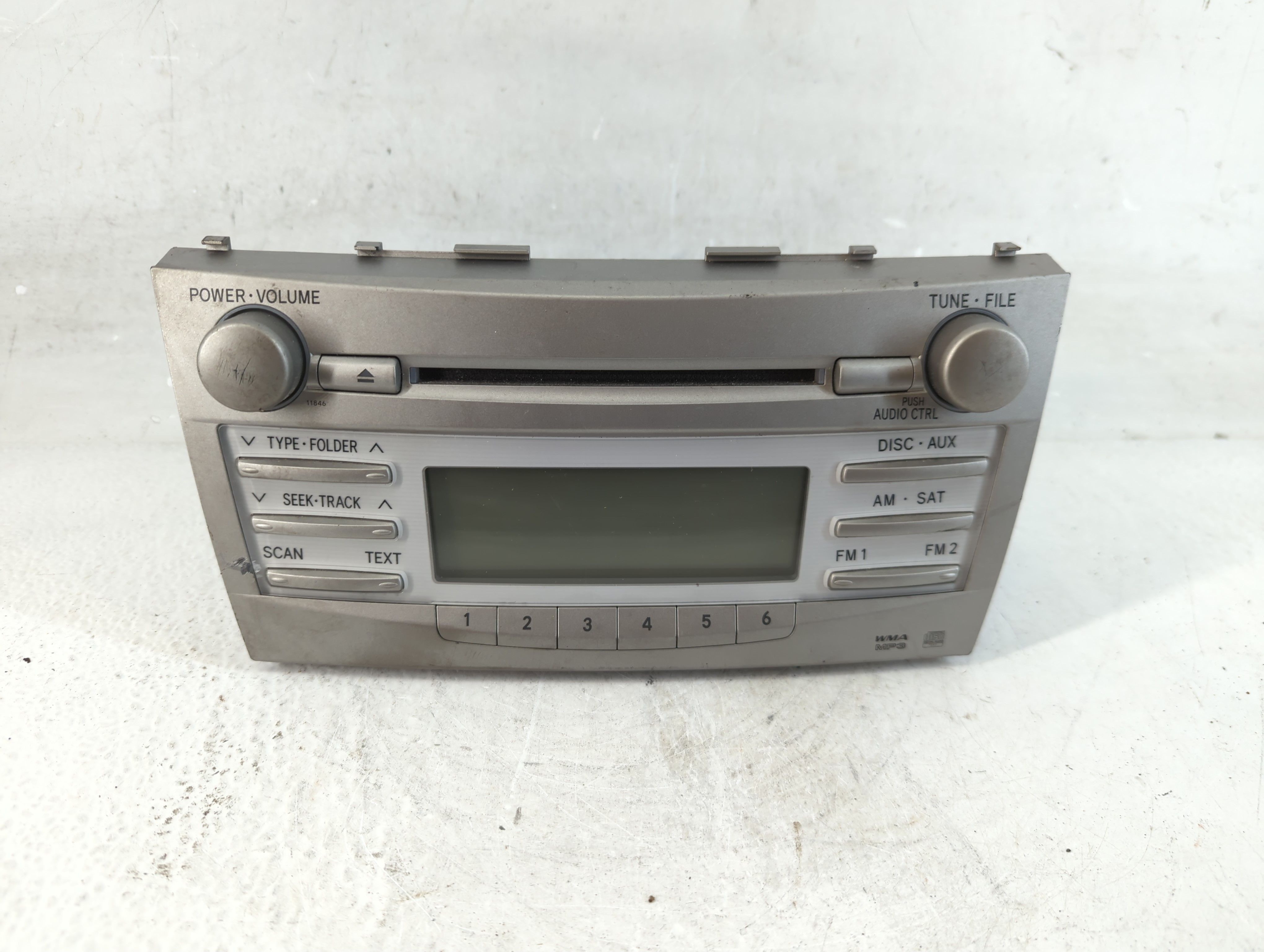 2010-2011 Toyota Camry Am Fm Cd Player Radio Receiver 1072316 - Oemusedautoparts1.com