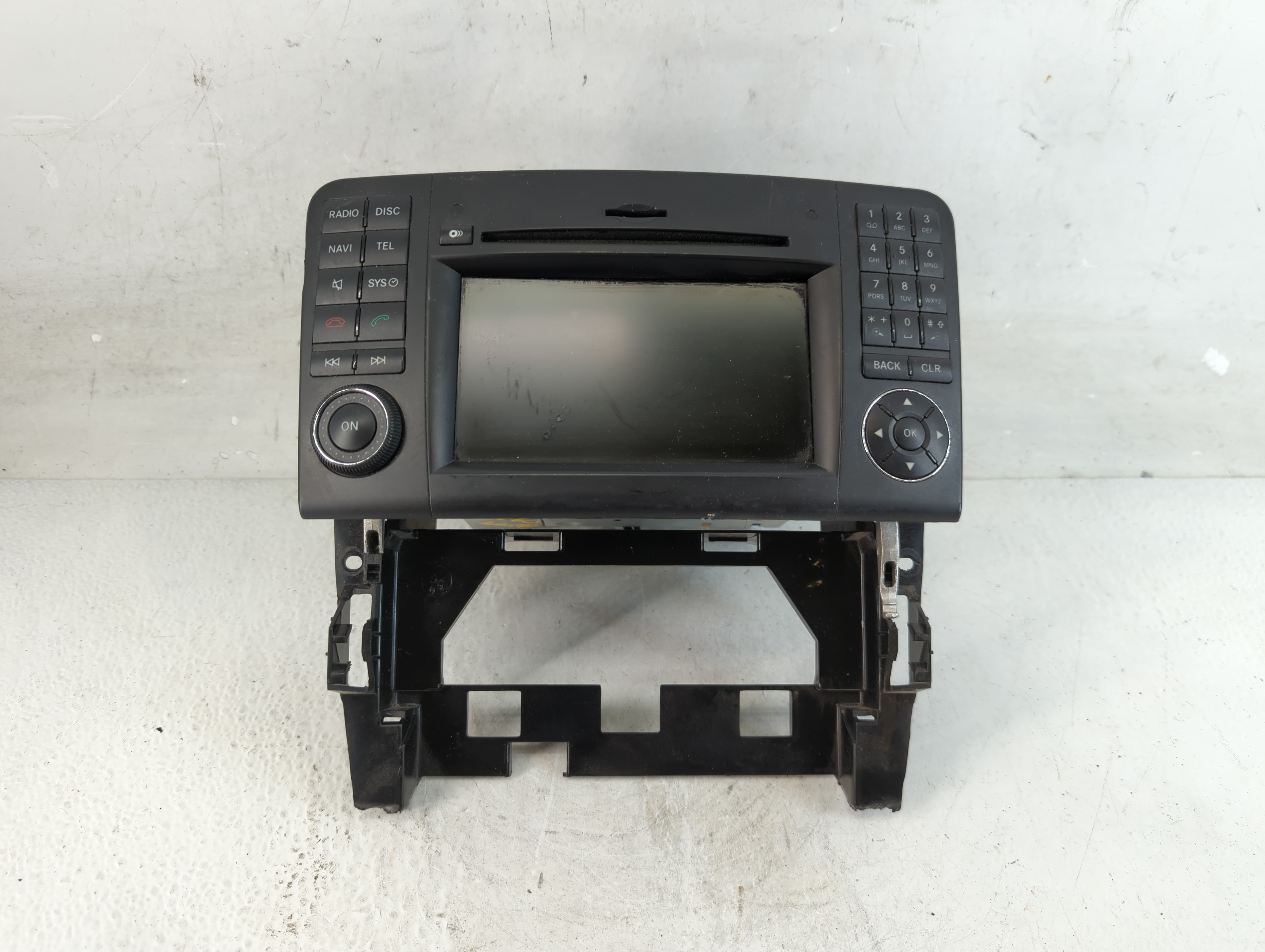 2009-2009 Mercedes-benz Ml350 Am Fm Cd Player Radio Receiver 1072317 - Oemusedautoparts1.com