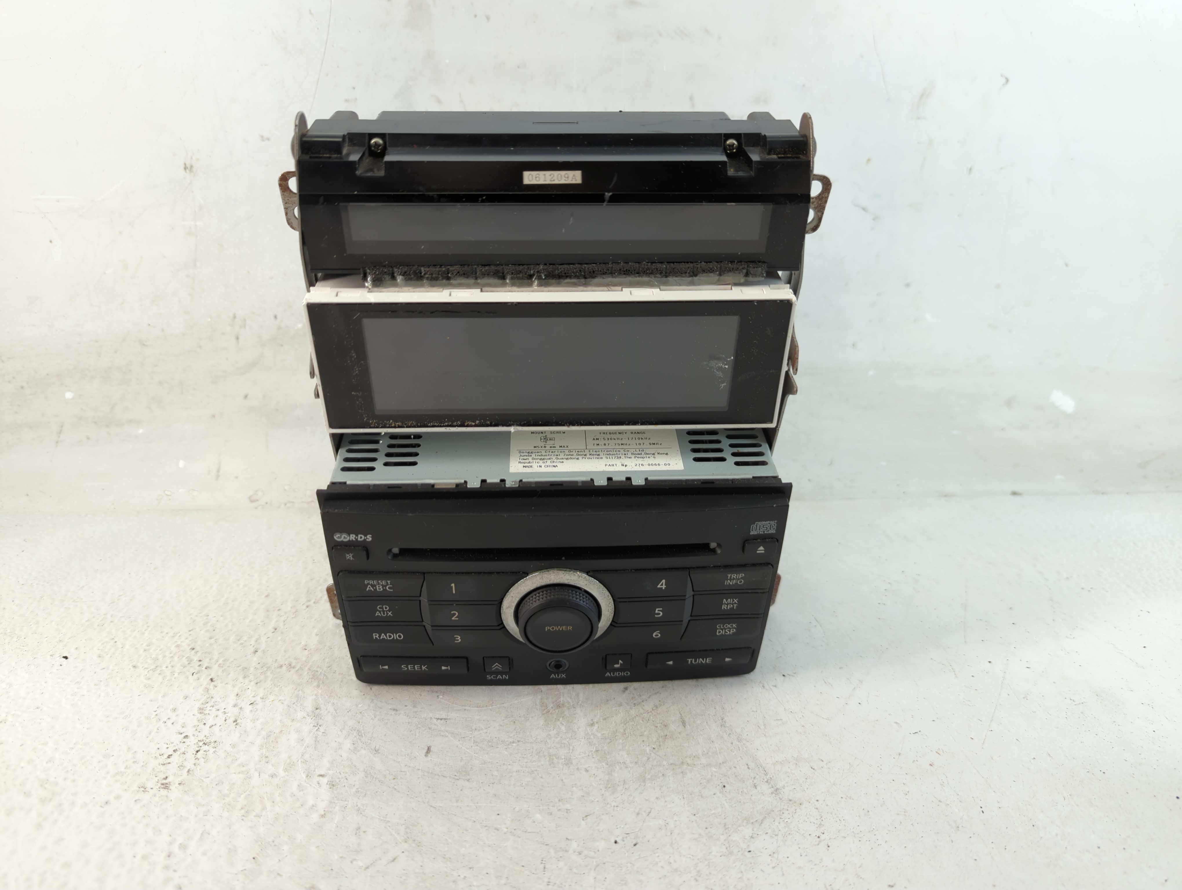 2007-2007 Nissan Maxima Am Fm Cd Player Radio Receiver 1072318 - Oemusedautoparts1.com