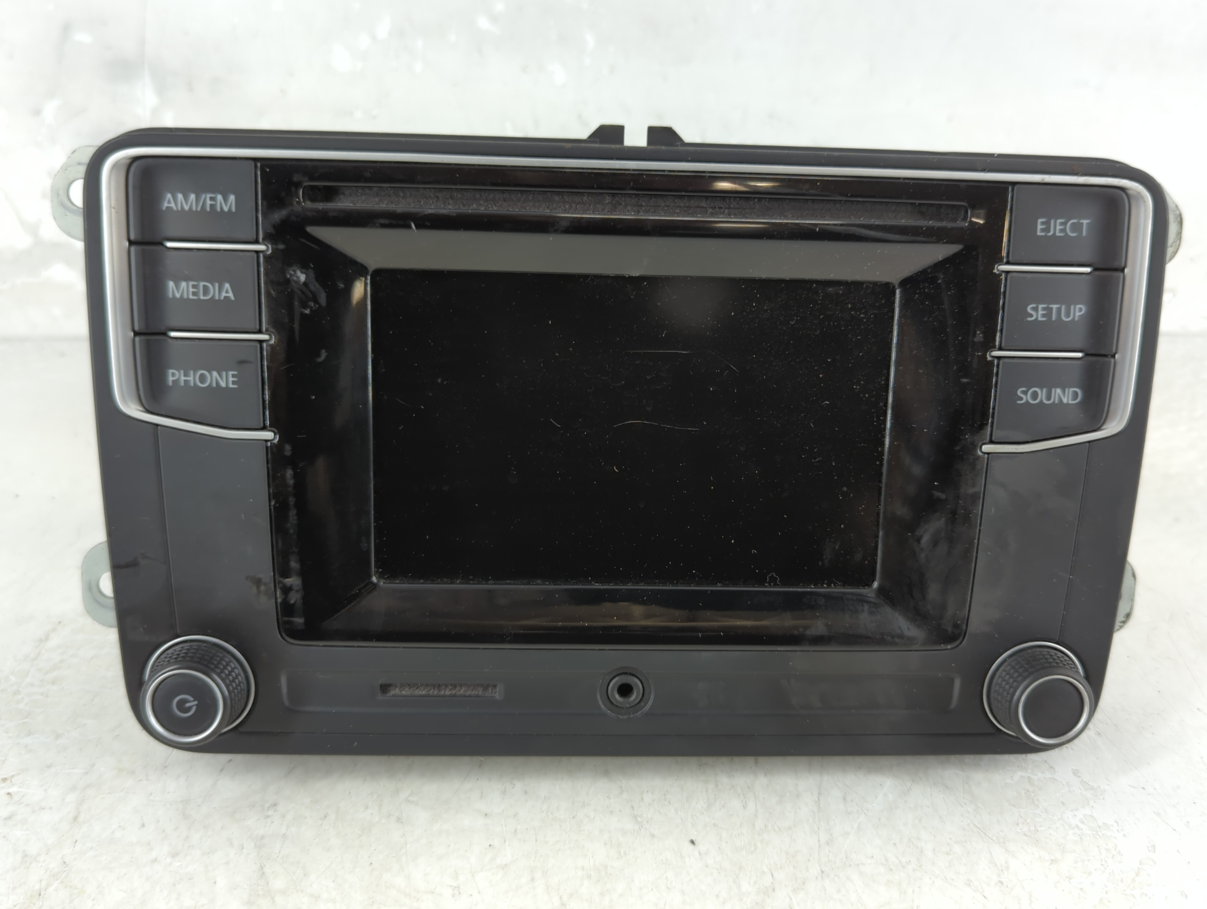 2016-2016 Volkswagen Passat Am Fm Cd Player Radio Receiver 1072350 - Oemusedautoparts1.com