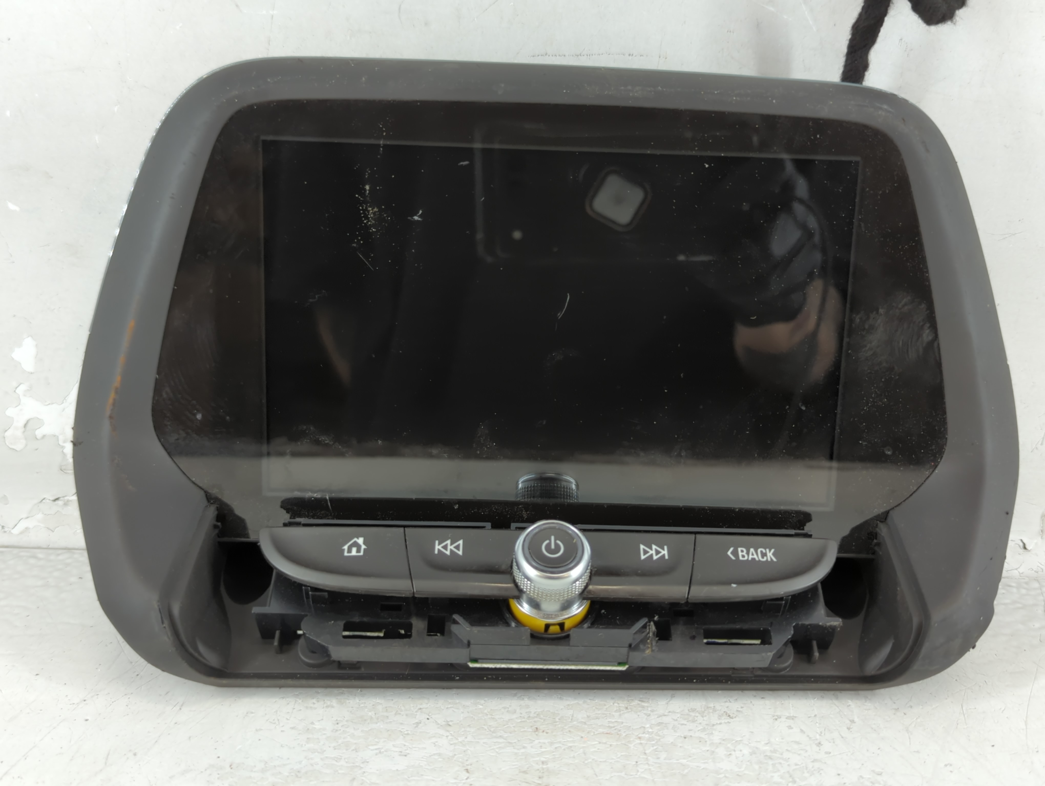 2016-2016 Chevrolet Camaro Am Fm Cd Player Radio Receiver 1072358 - Oemusedautoparts1.com
