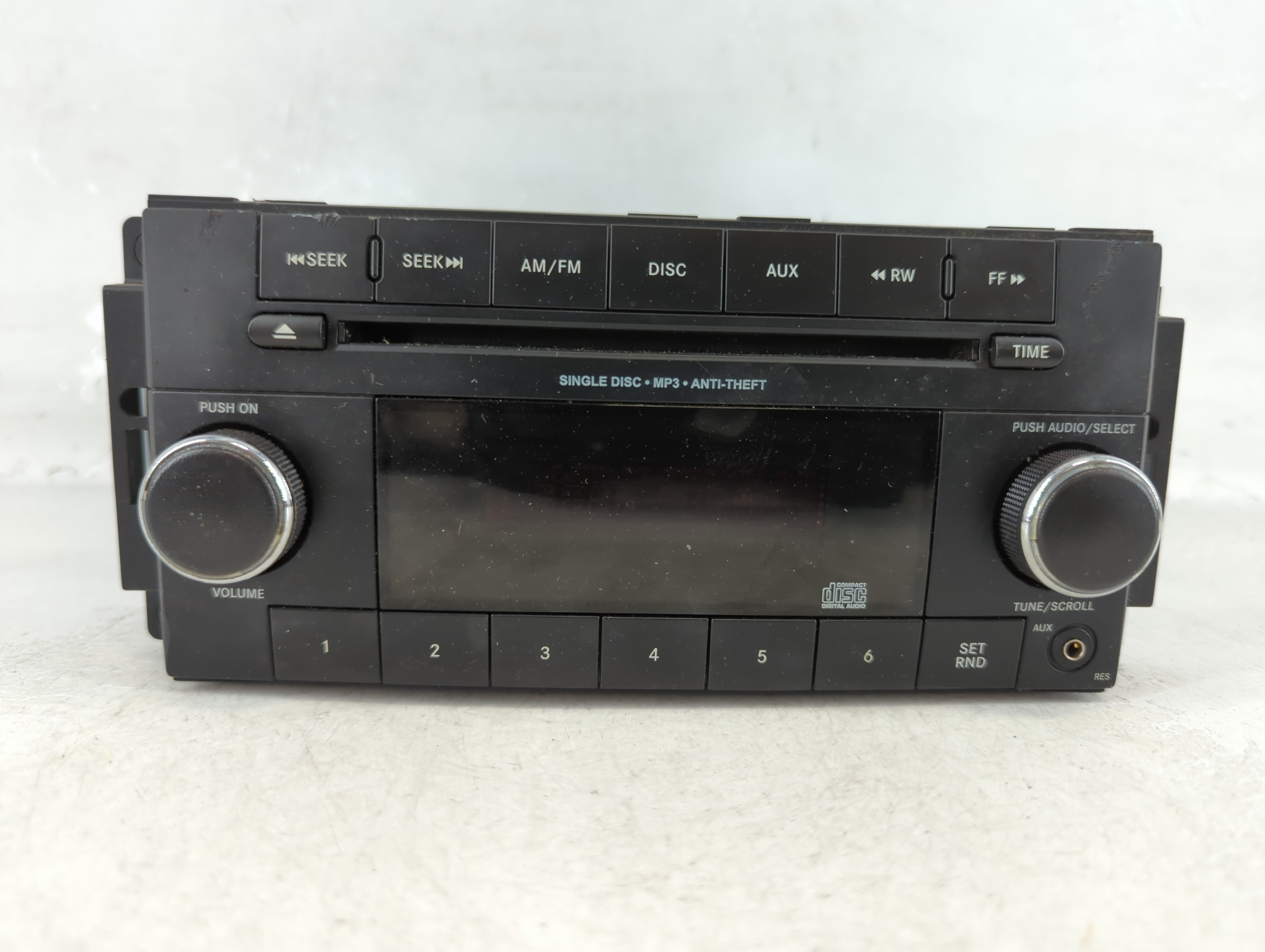 Picture of Dodge Caravan Am Fm Cd Player Radio Receiver 1072368