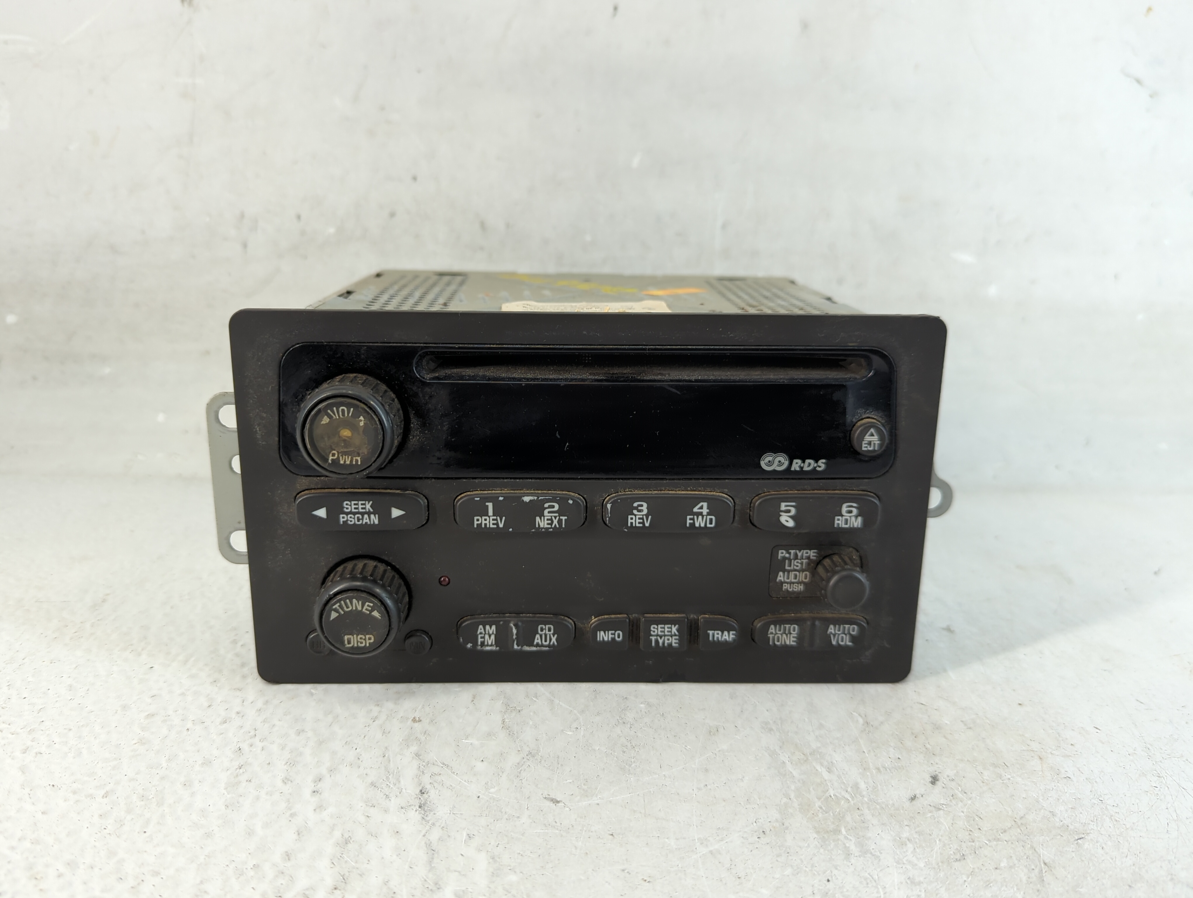 2002-2003 Chevrolet S10 Am Fm Cd Player Radio Receiver 1072380 - Oemusedautoparts1.com