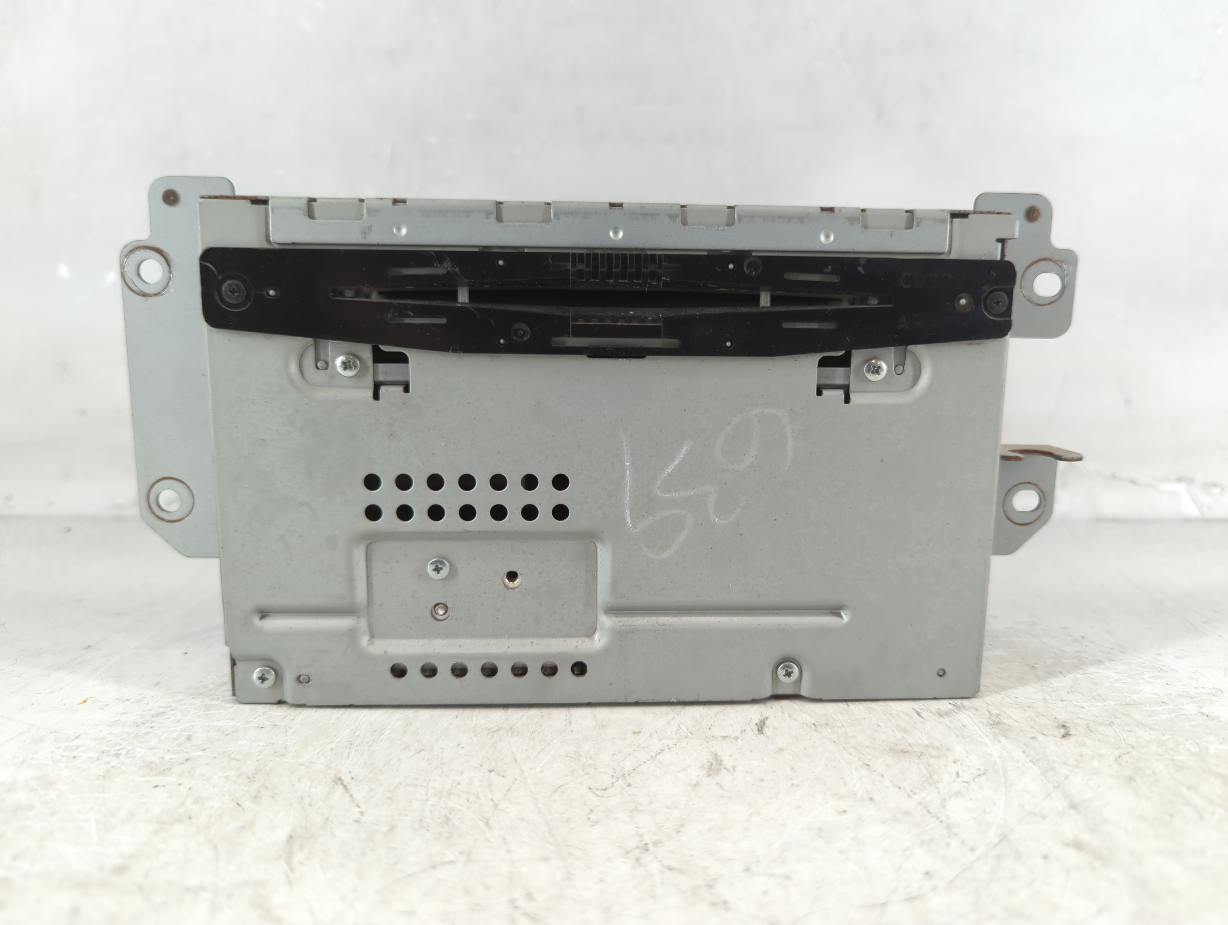 2010-2012 Ford Fusion Am Fm Cd Player Radio Receiver 1072401 - Oemusedautoparts1.com