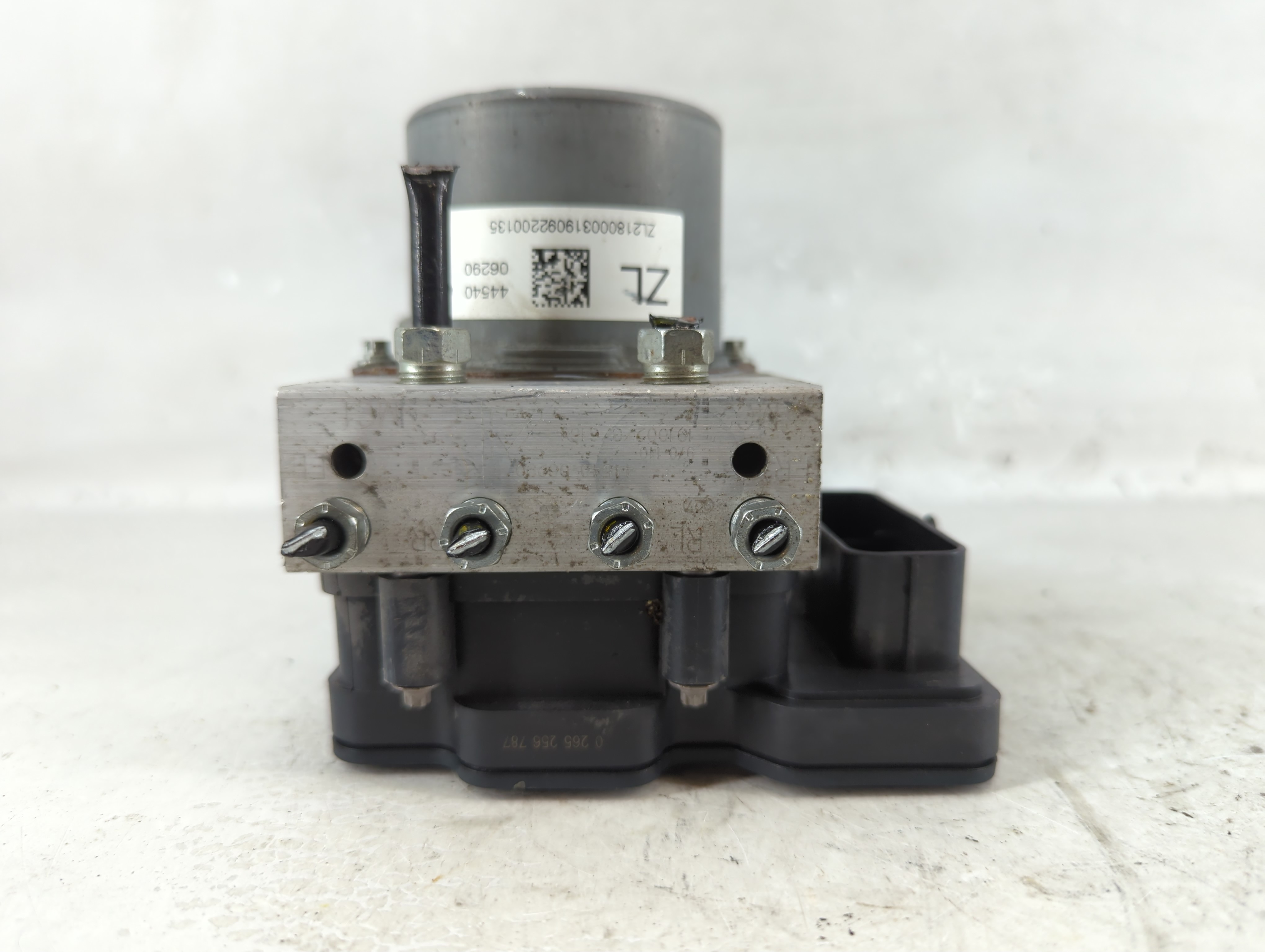 2018-2020 Toyota Camry Abs Pump Control Module 1072484 - Oemusedautoparts1.com
