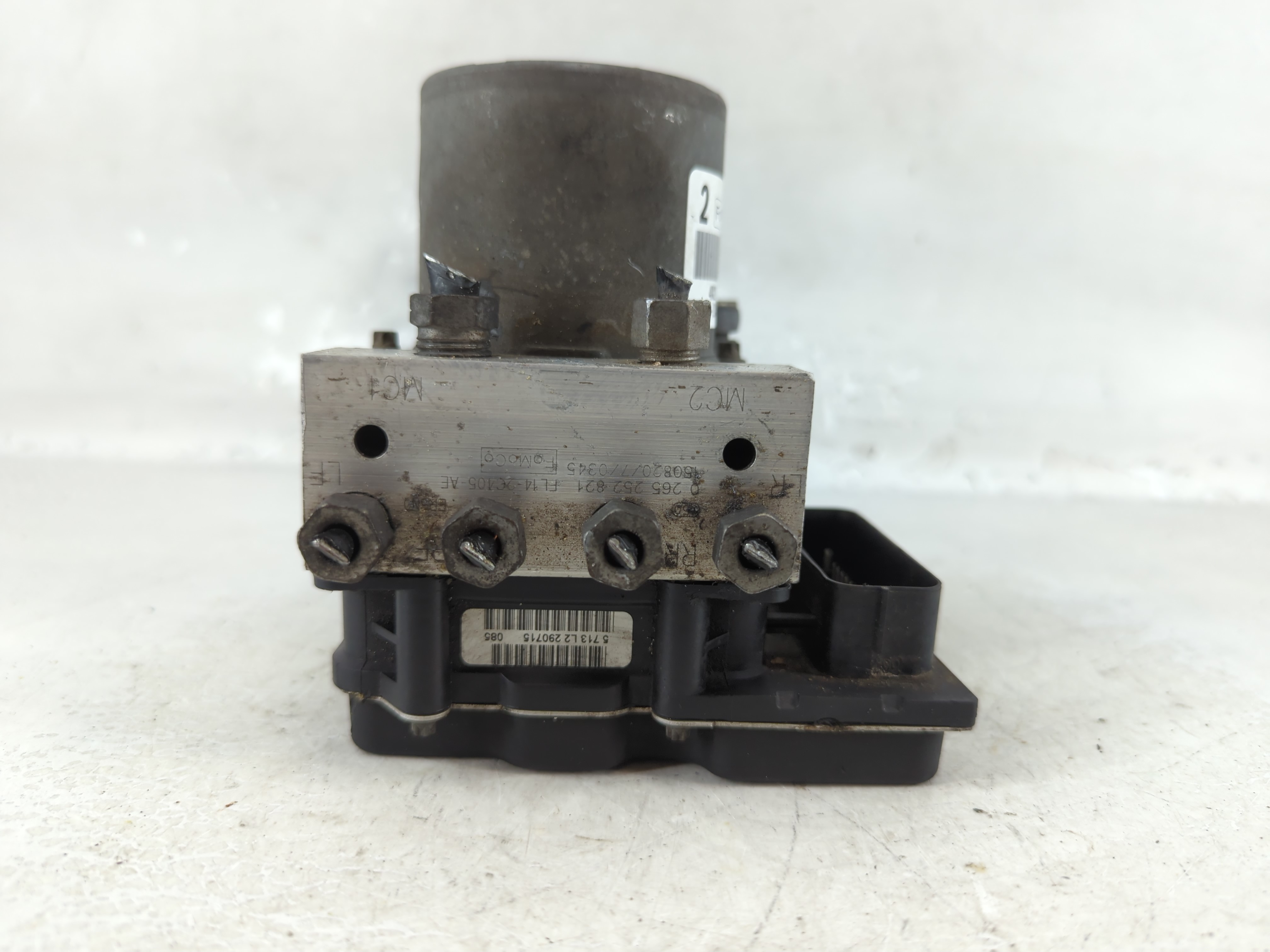 Ford Expedition Abs Pump Control Module 1072491 - Oemusedautoparts1.com