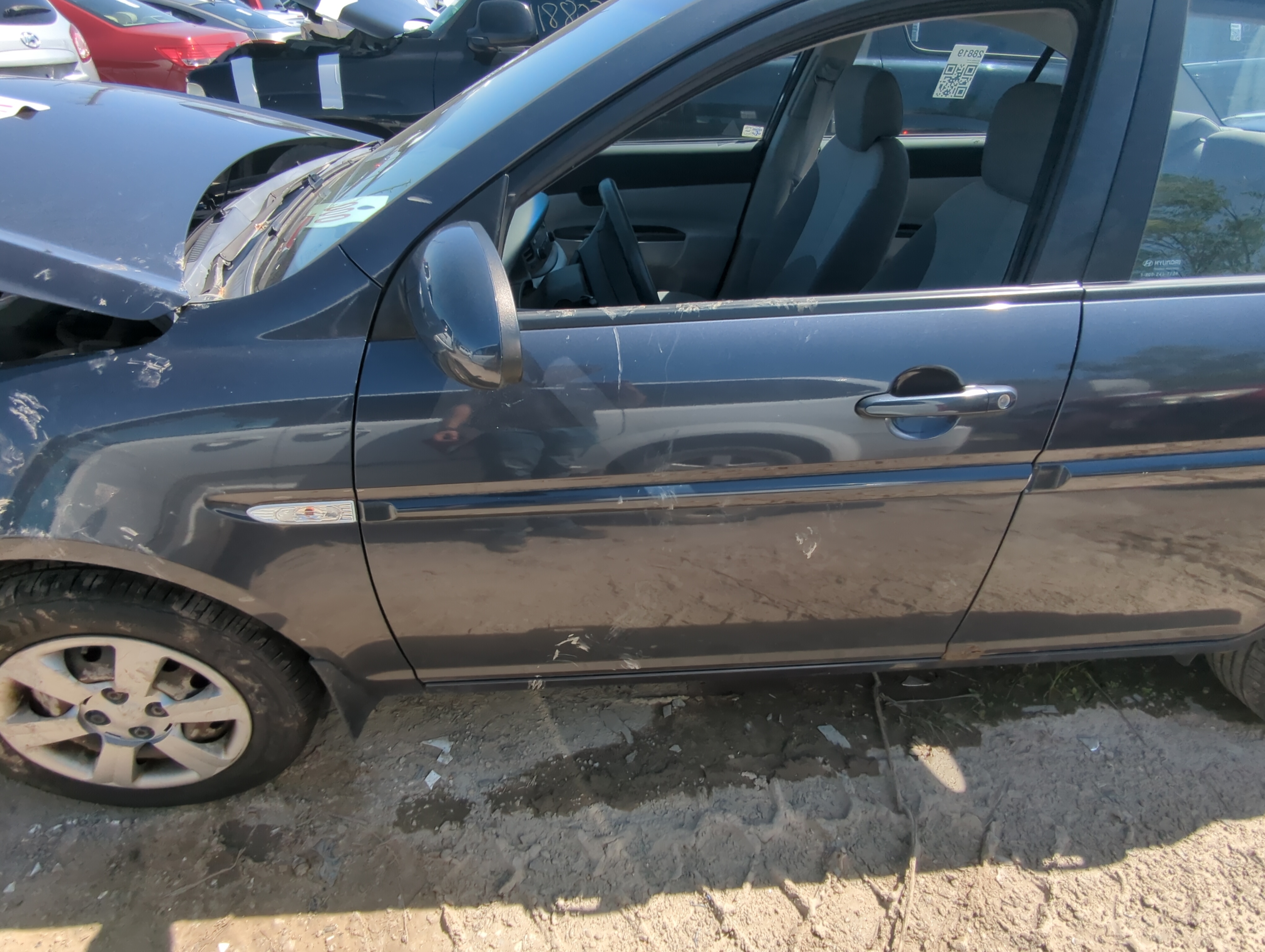 2006-2011 Hyundai Accent Driver Front Door Oem 1072859 - Oemusedautoparts1.com