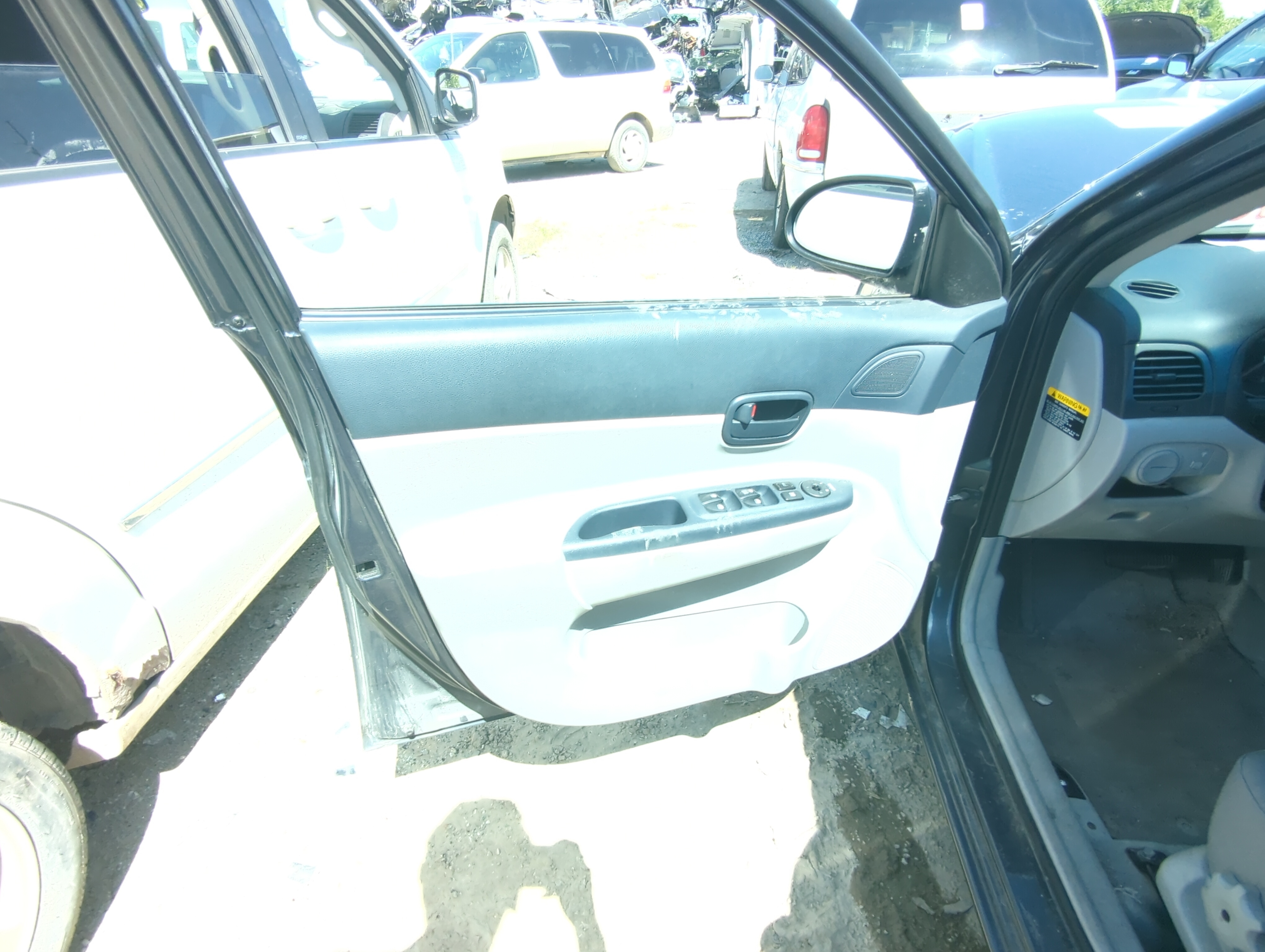 Picture of 2007 Hyundai Accent Front Left Driver Interior Door Panel Trim 1072938