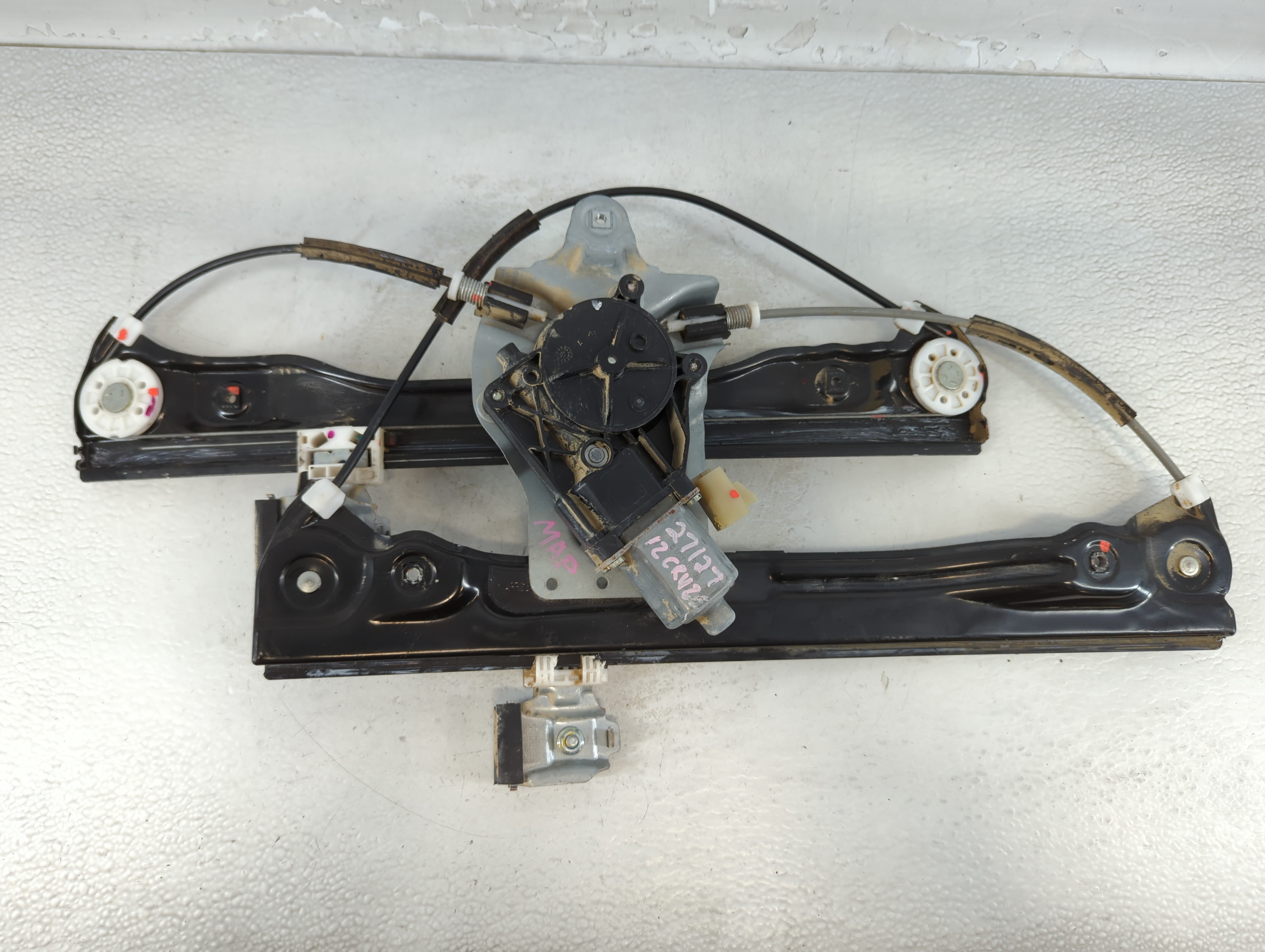 2011-2012 Chevrolet Cruze Window Regulator Passenger Front 1072980 - Oemusedautoparts1.com