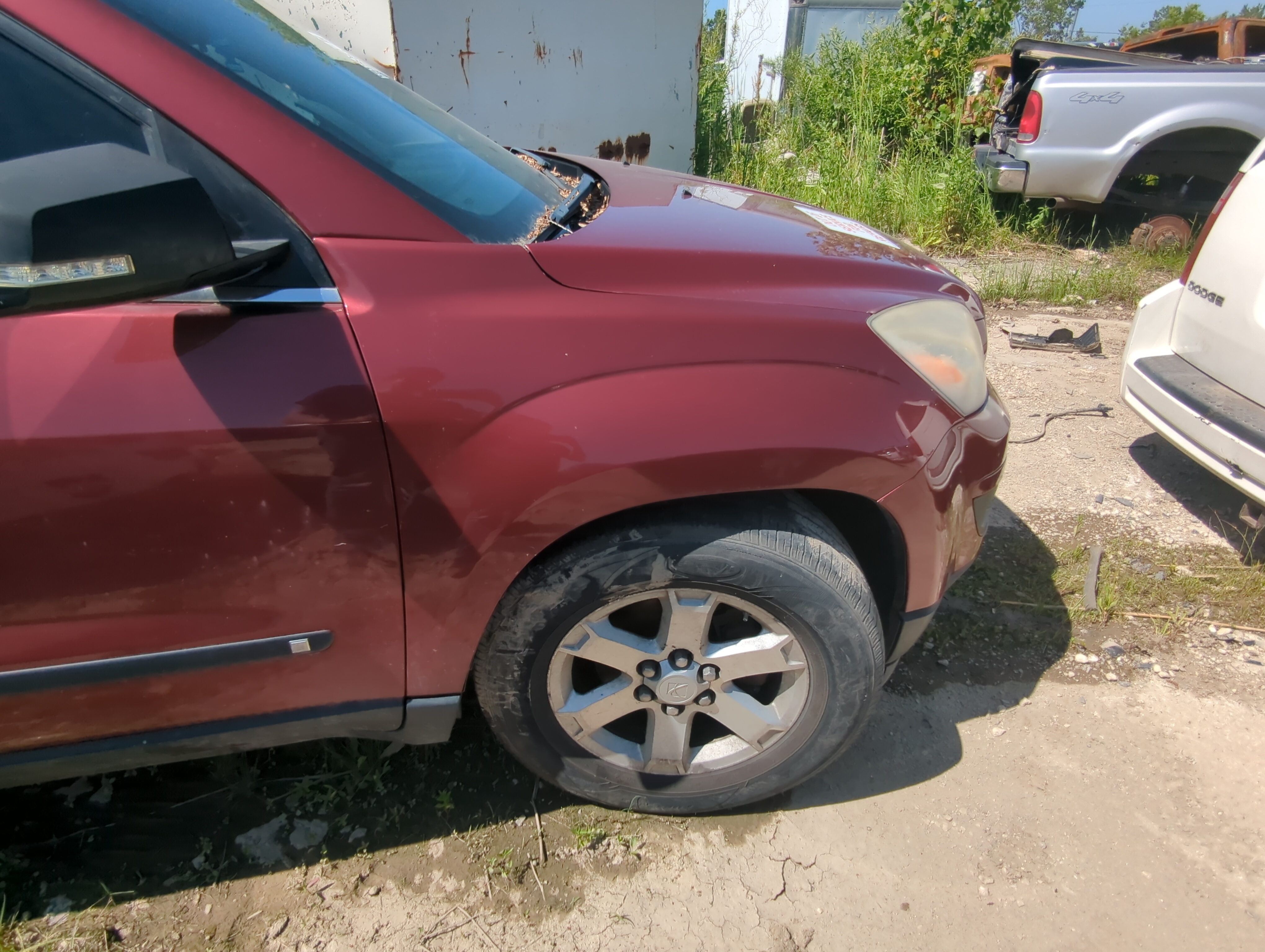 Picture of 2007 Saturn Outlook Passenger Fender 1073040