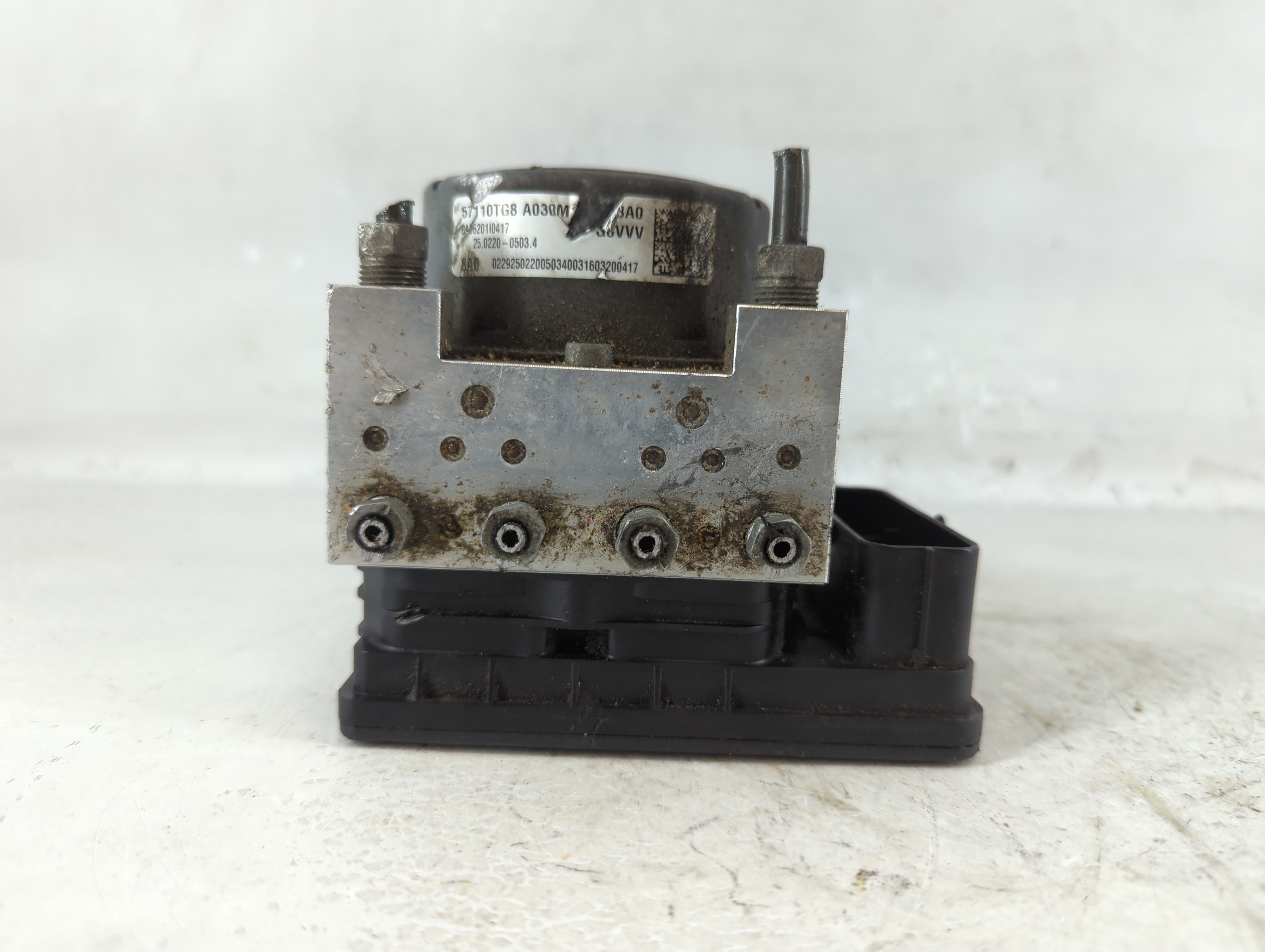 2016-2018 Honda Pilot Abs Pump Control Module 1073396 - Oemusedautoparts1.com