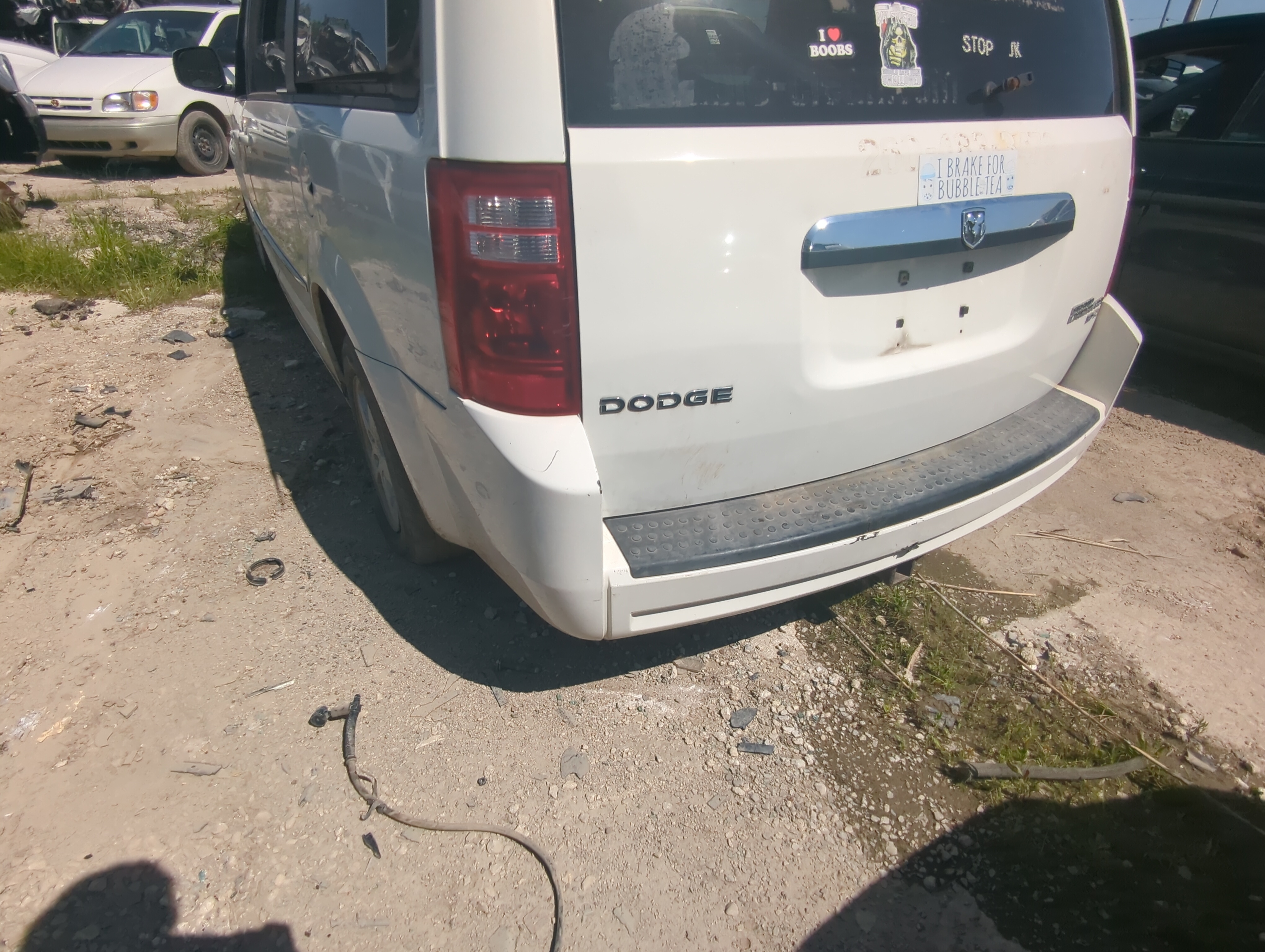 Dodge Caravan Rear Bumper Assembly Oem 1073541 - Oemusedautoparts1.com