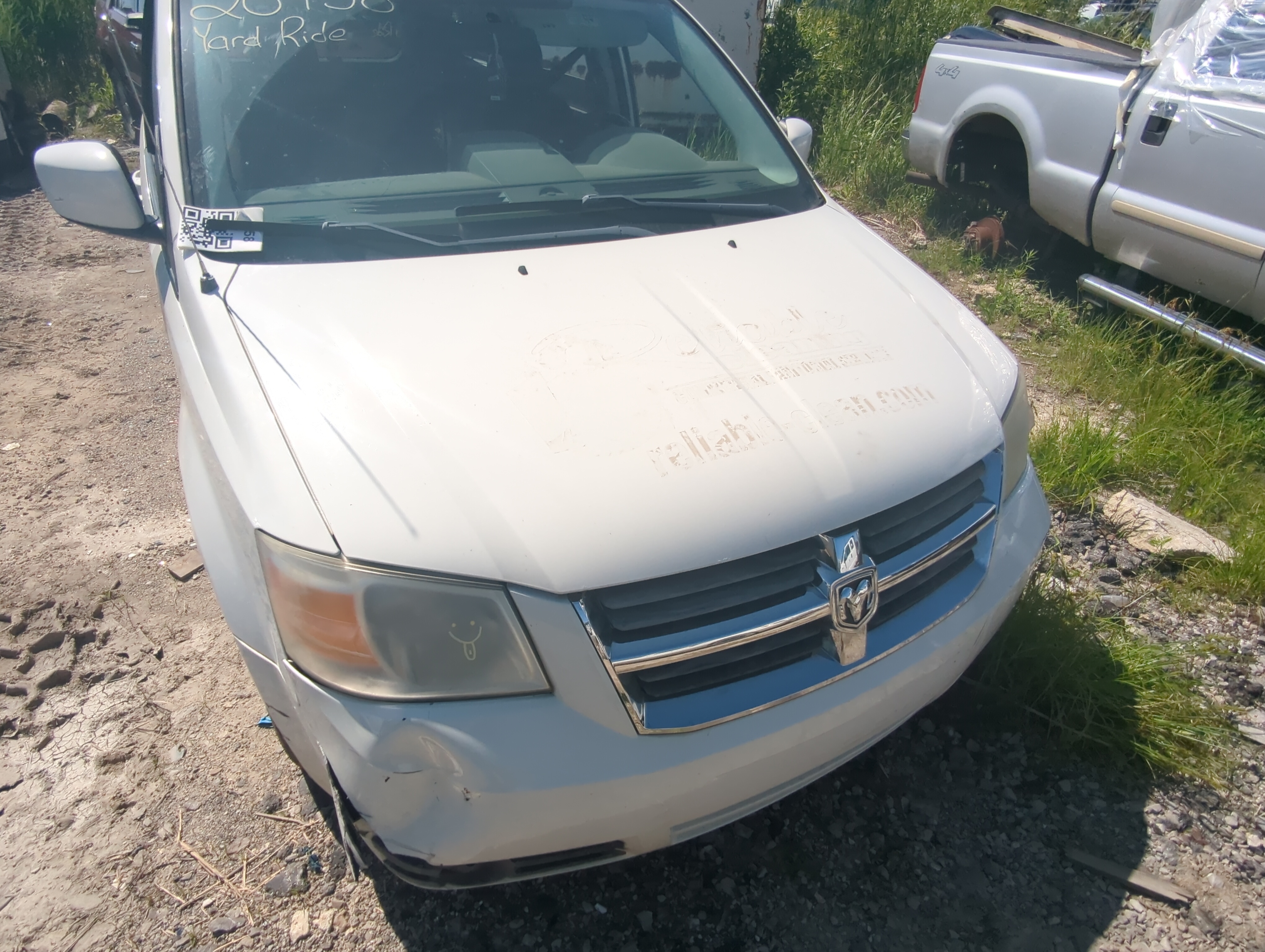 2010 Dodge Caravan Hood Oem 1073556 - Oemusedautoparts1.com