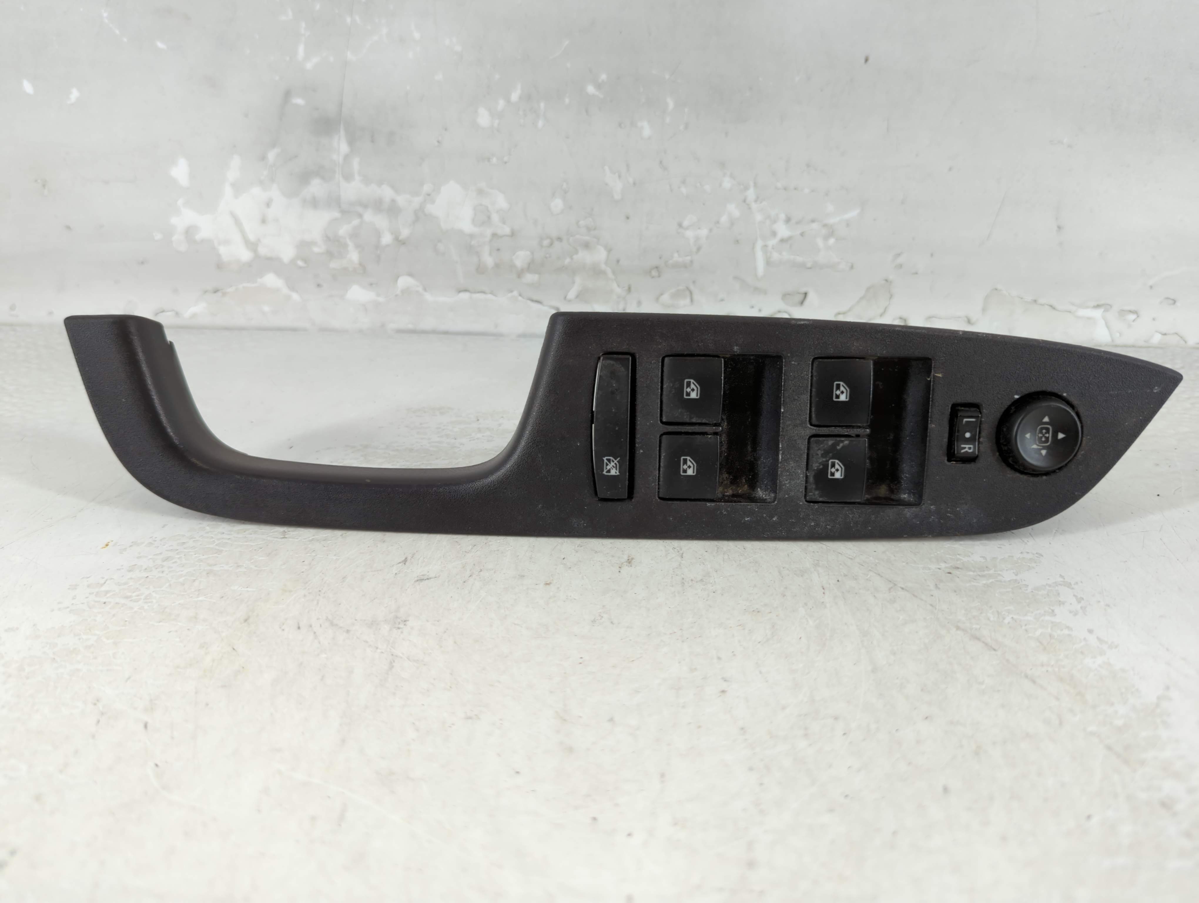 2010-2017 Gmc Terrain Driver Left Door Master Power Window Switch 1073579 - Oemusedautoparts1.com