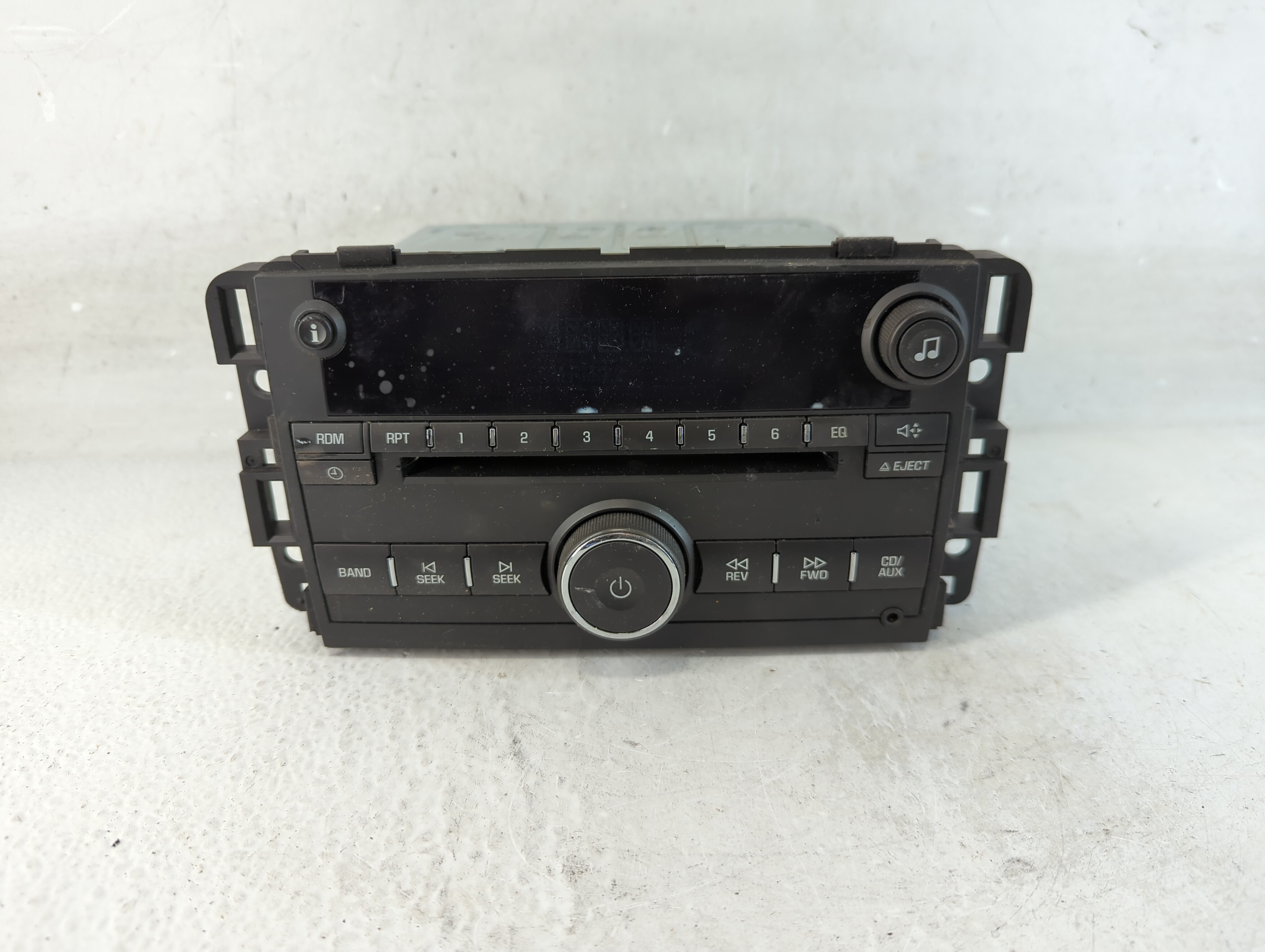 2011-2012 Chevrolet Impala Am Fm Cd Player Radio Receiver 1073602 - Oemusedautoparts1.com