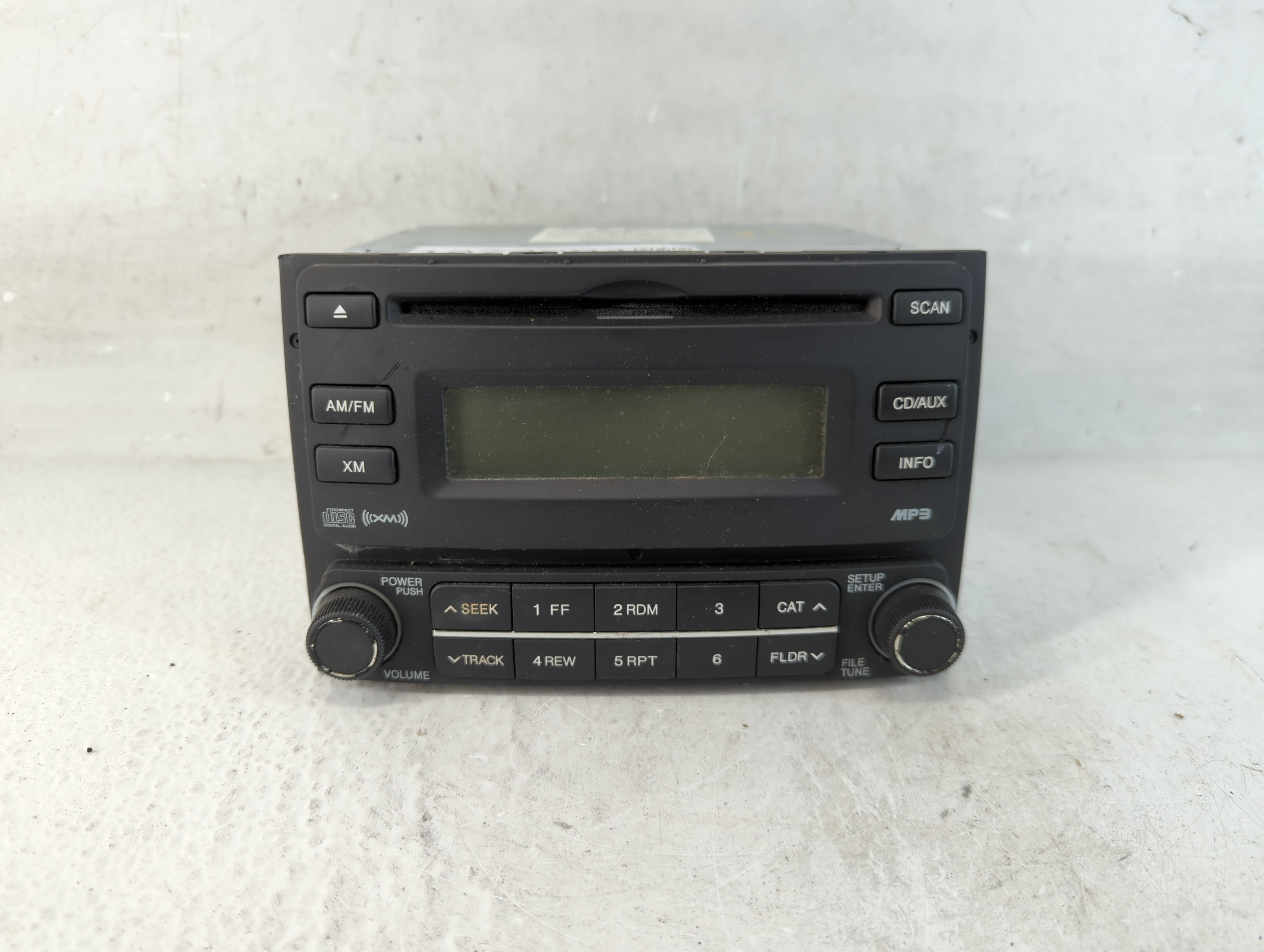 2007-2010 Hyundai Elantra Am Fm Cd Player Radio Receiver 1073604 - Oemusedautoparts1.com