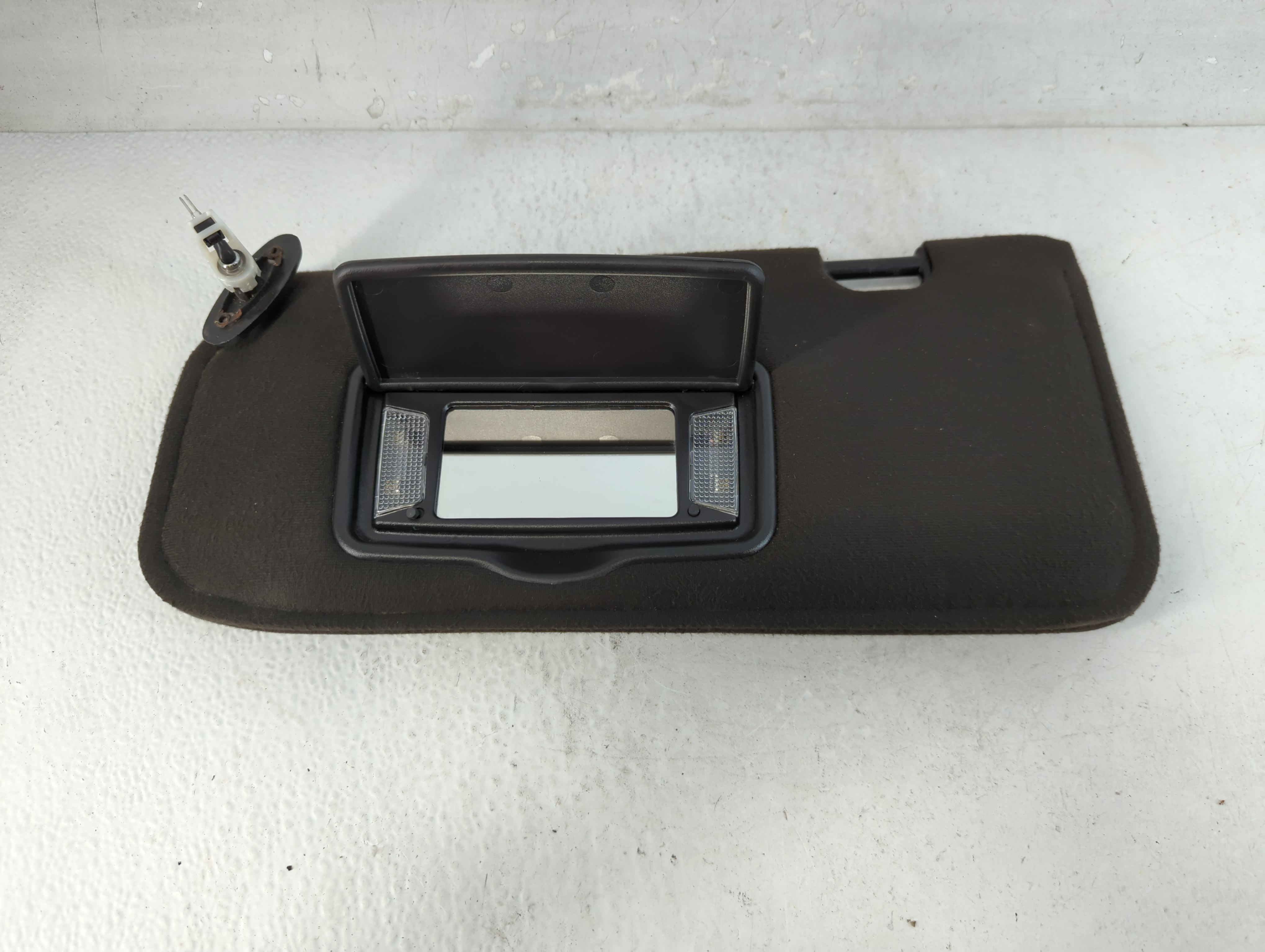 2014-2019 Jaguar Xj Driver Sun Visor Mirror Left Sunvisor Black 1073622 - Oemusedautoparts1.com