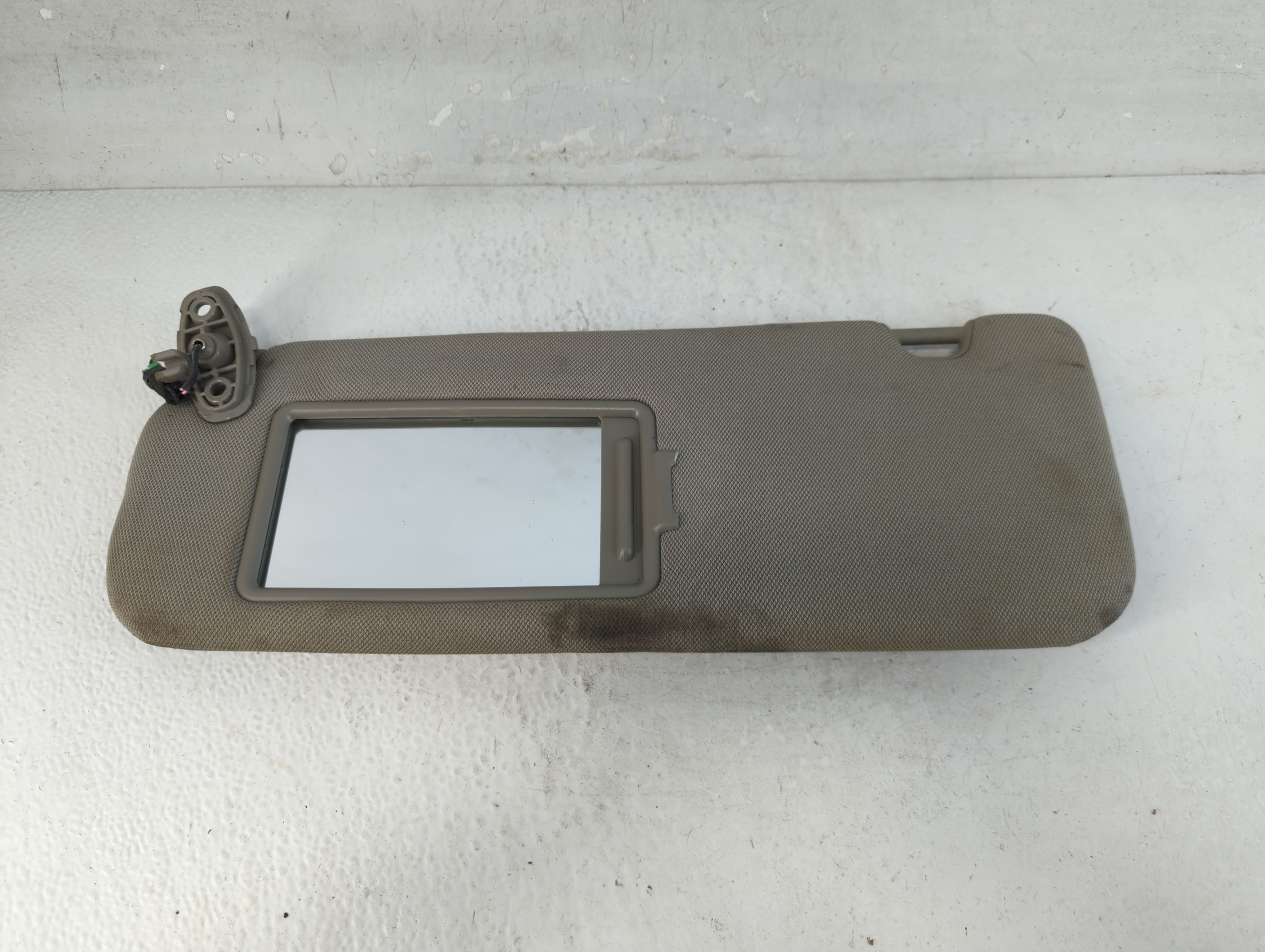 Picture of 2015-2020 Kia Sedona Driver Sun Visor Mirror Left Sunvisor Grey 1073624