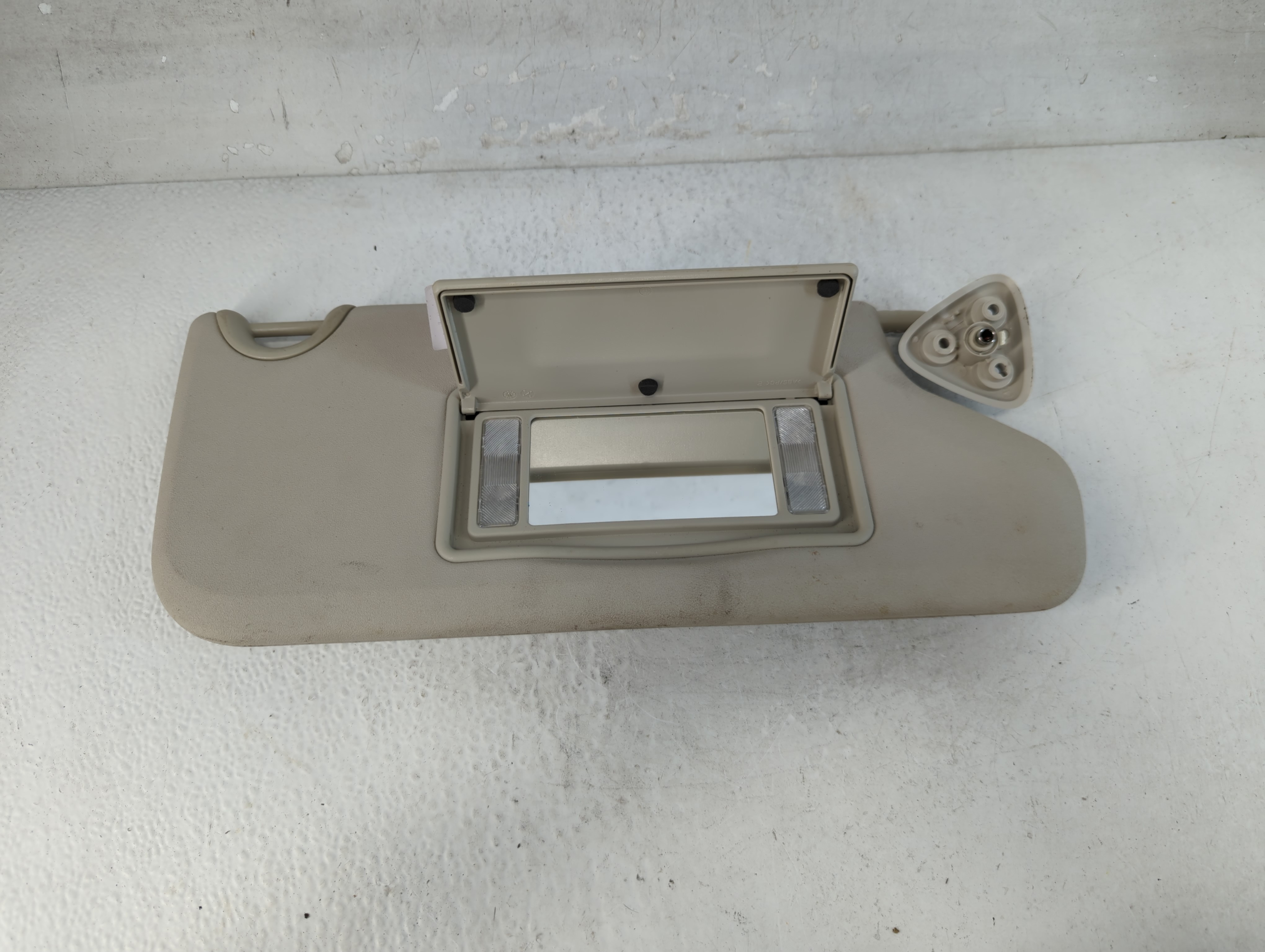 2011-2020 Dodge Journey Driver Sun Visor Mirror Left Sunvisor Ivory 1073633 - Oemusedautoparts1.com