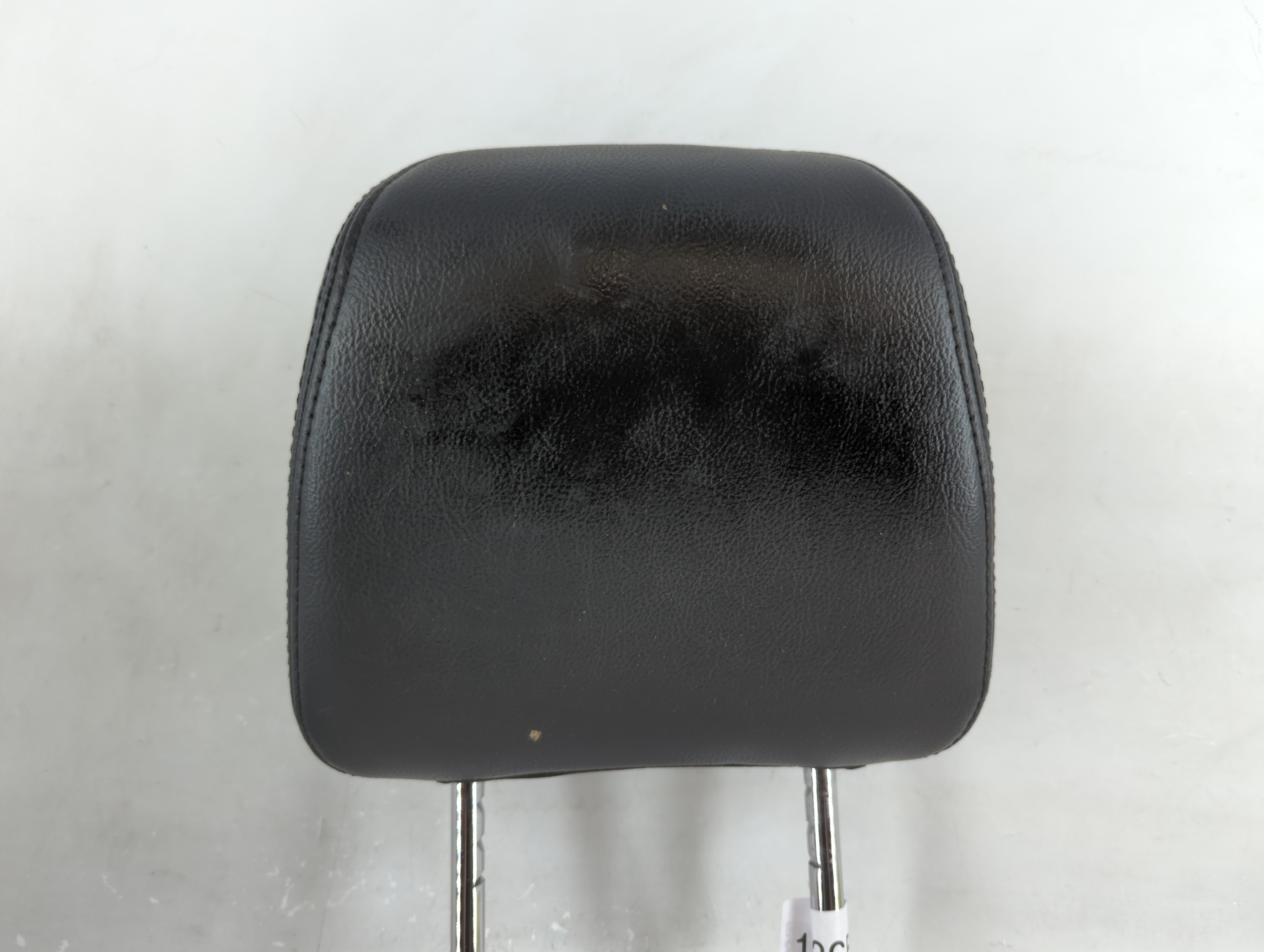 2022 Jeep Compass Headrest Head Rest Rear Seat Black 1073652 - Oemusedautoparts1.com