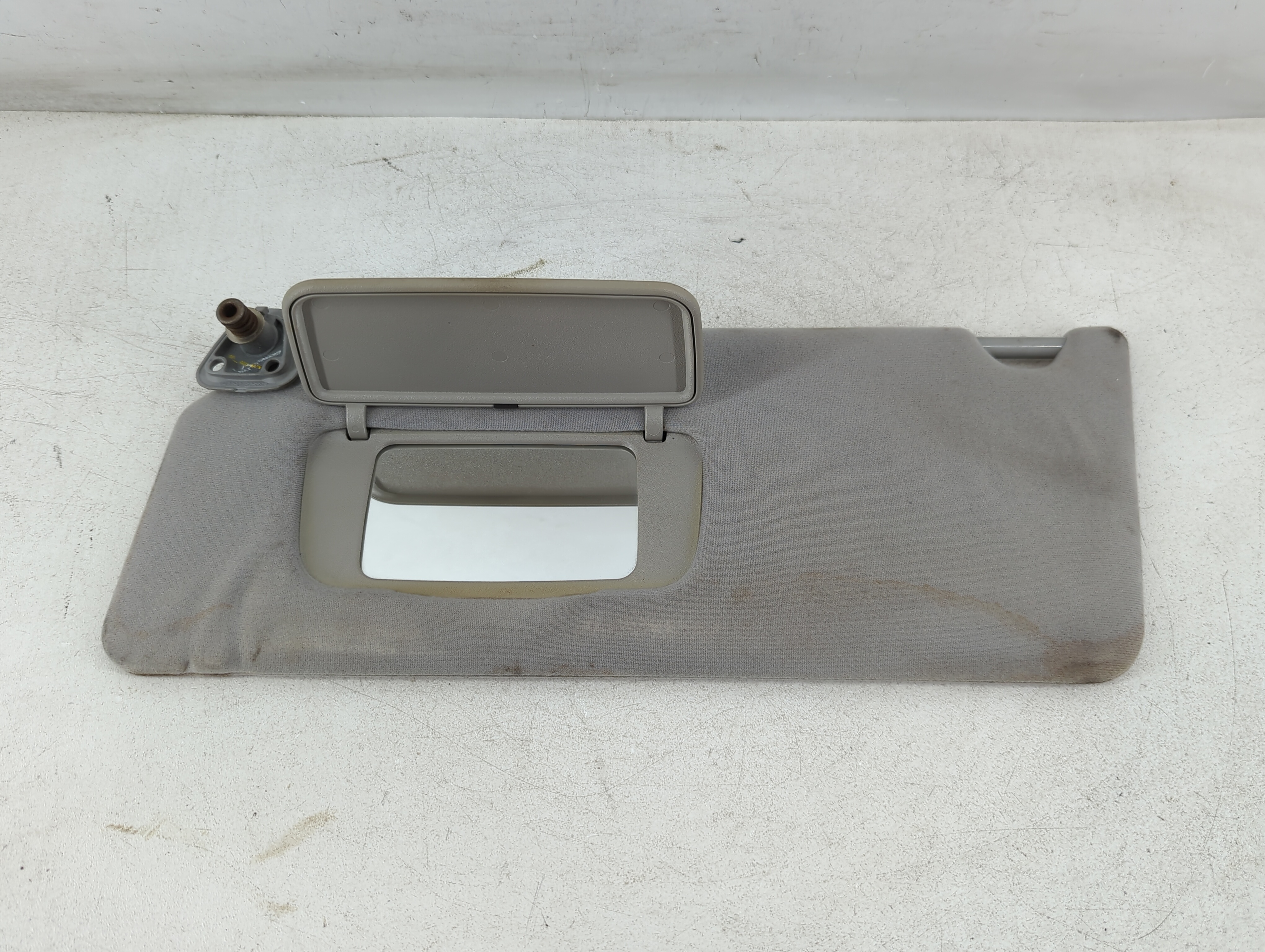 2012-2017 Toyota Camry Driver Sun Visor Mirror Left Sunvisor Grey 1073657 - Oemusedautoparts1.com