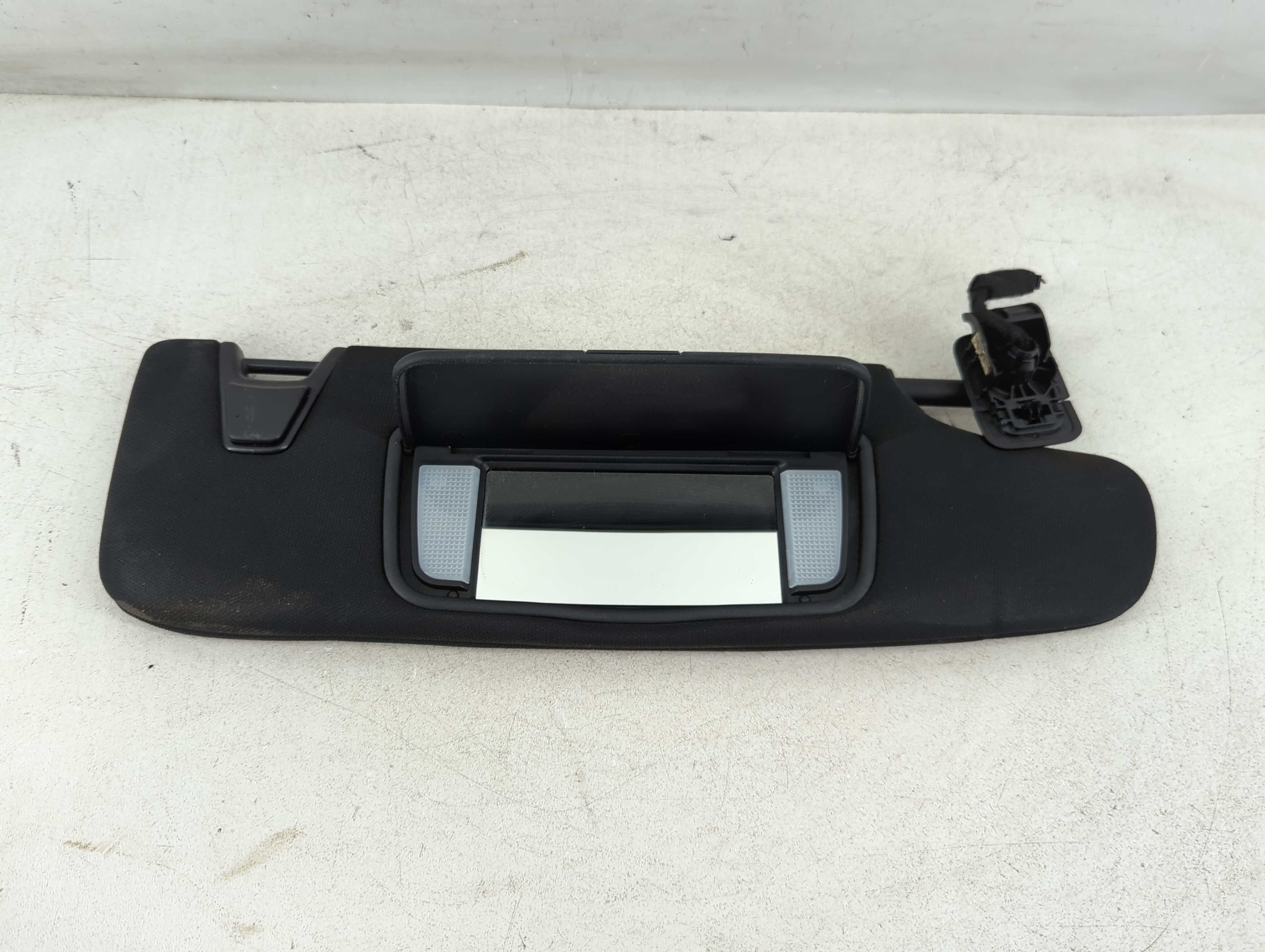 2015-2022 Ford Mustang Driver Sun Visor Mirror Left Sunvisor Black 1073661 - Oemusedautoparts1.com