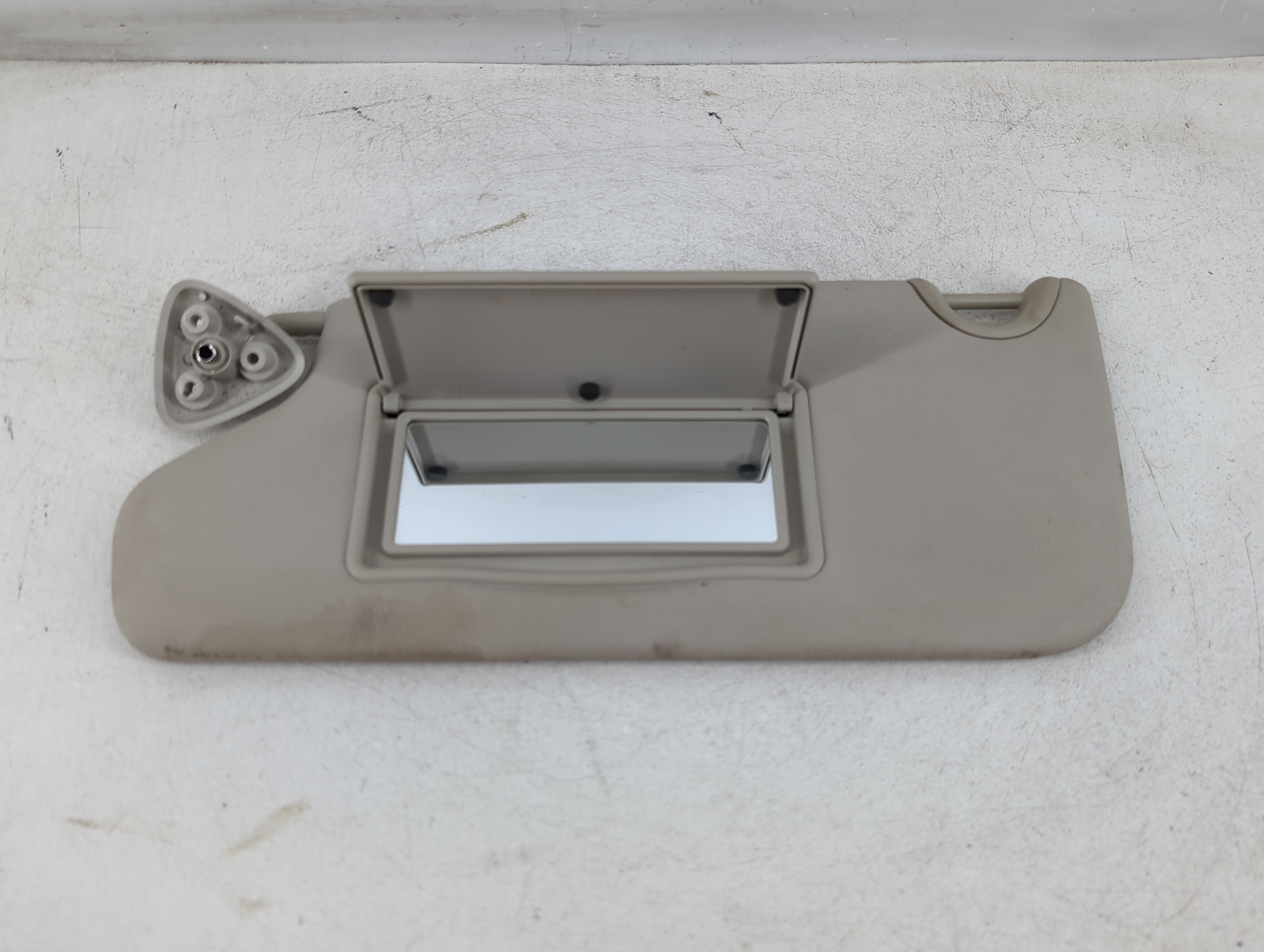 2017 Dodge Journey Passenger Sun Visor Mirror Right Sunvisor Grey 1073663 - Oemusedautoparts1.com