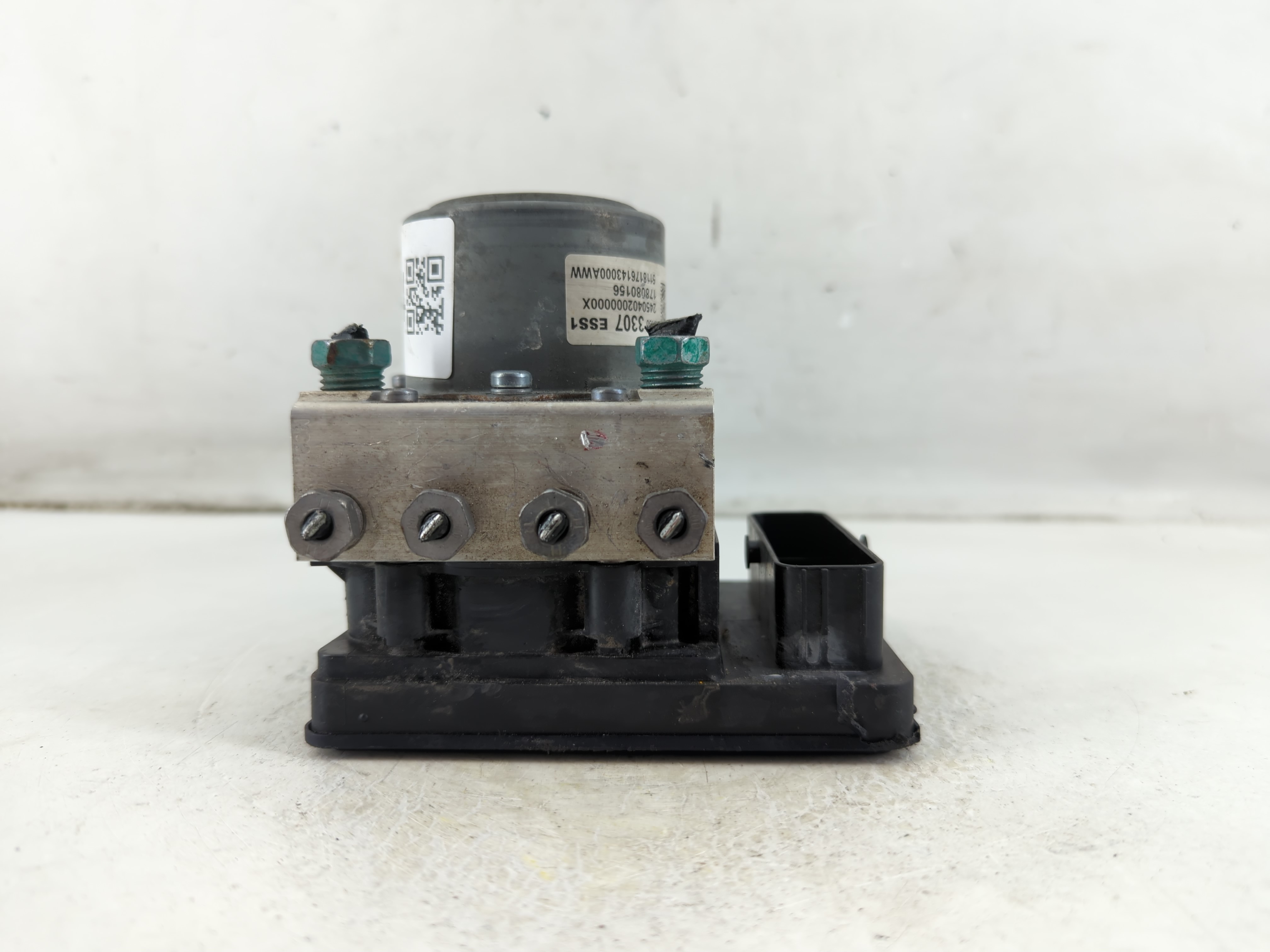2018-2020 Cadillac Xt5 Abs Pump Control Module 1073664 - Oemusedautoparts1.com