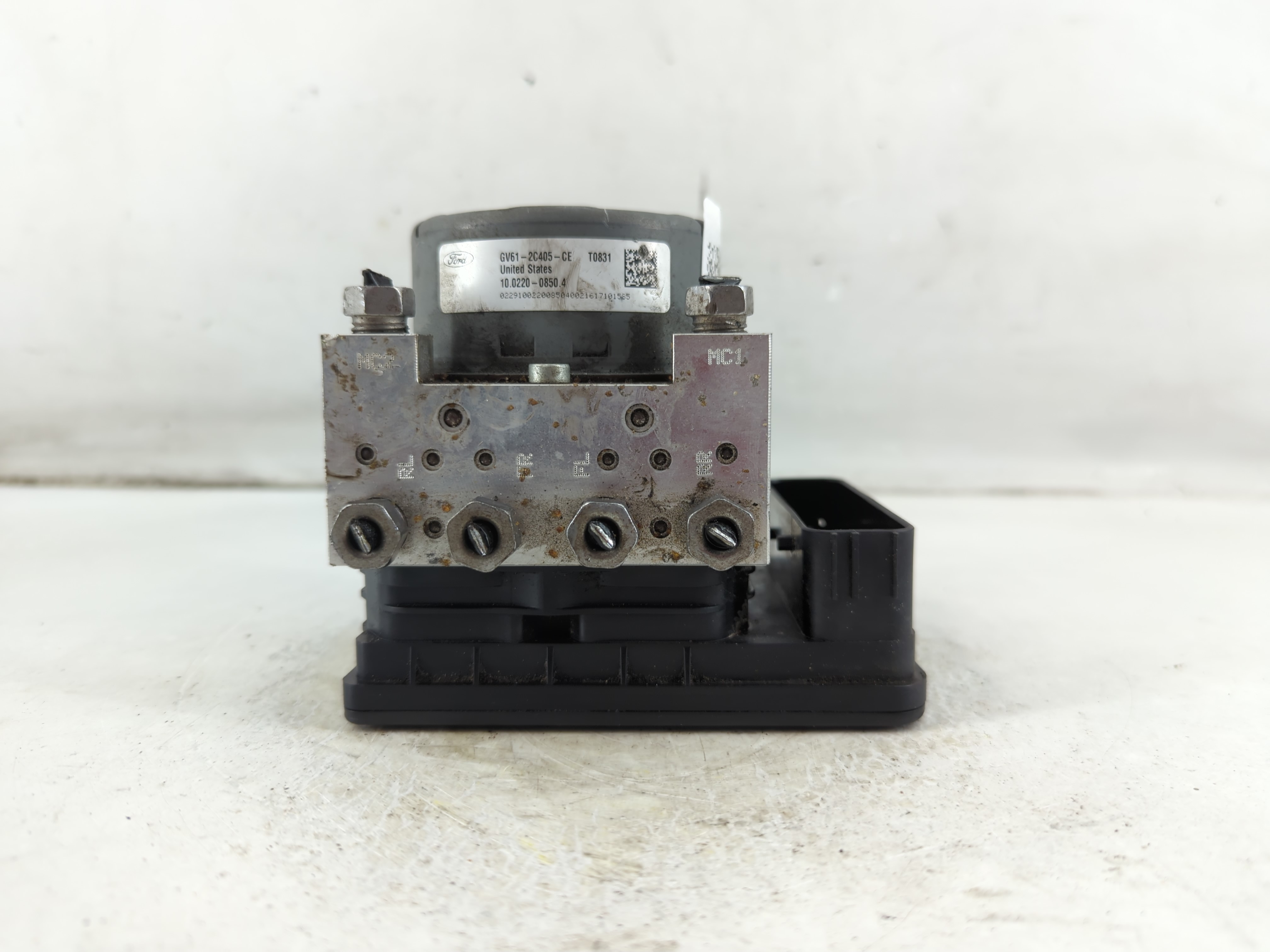 2017-2019 Ford Escape Abs Pump Control Module 1073669 - Oemusedautoparts1.com