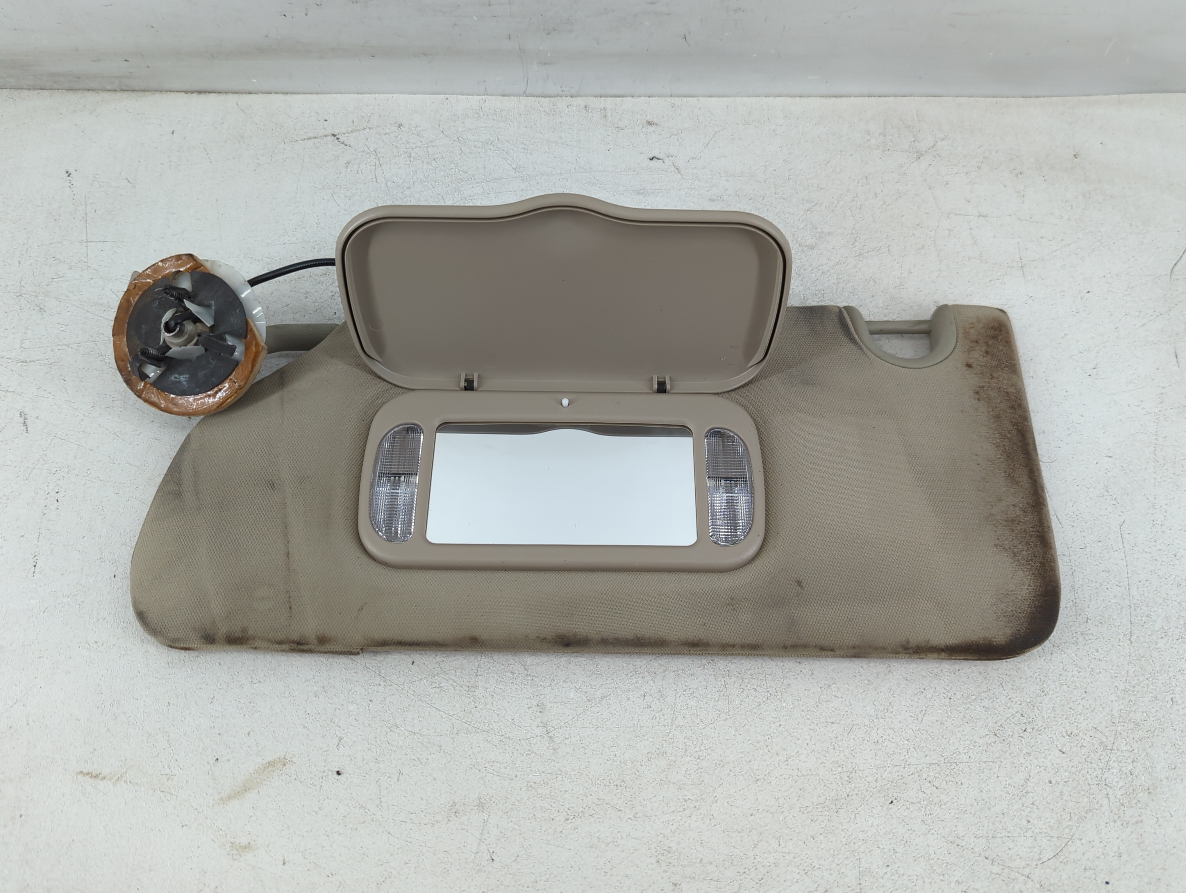 Picture of 2008-2011 Cadillac Dts Passenger Sun Visor Mirror Right Sunvisor Beige 1073676