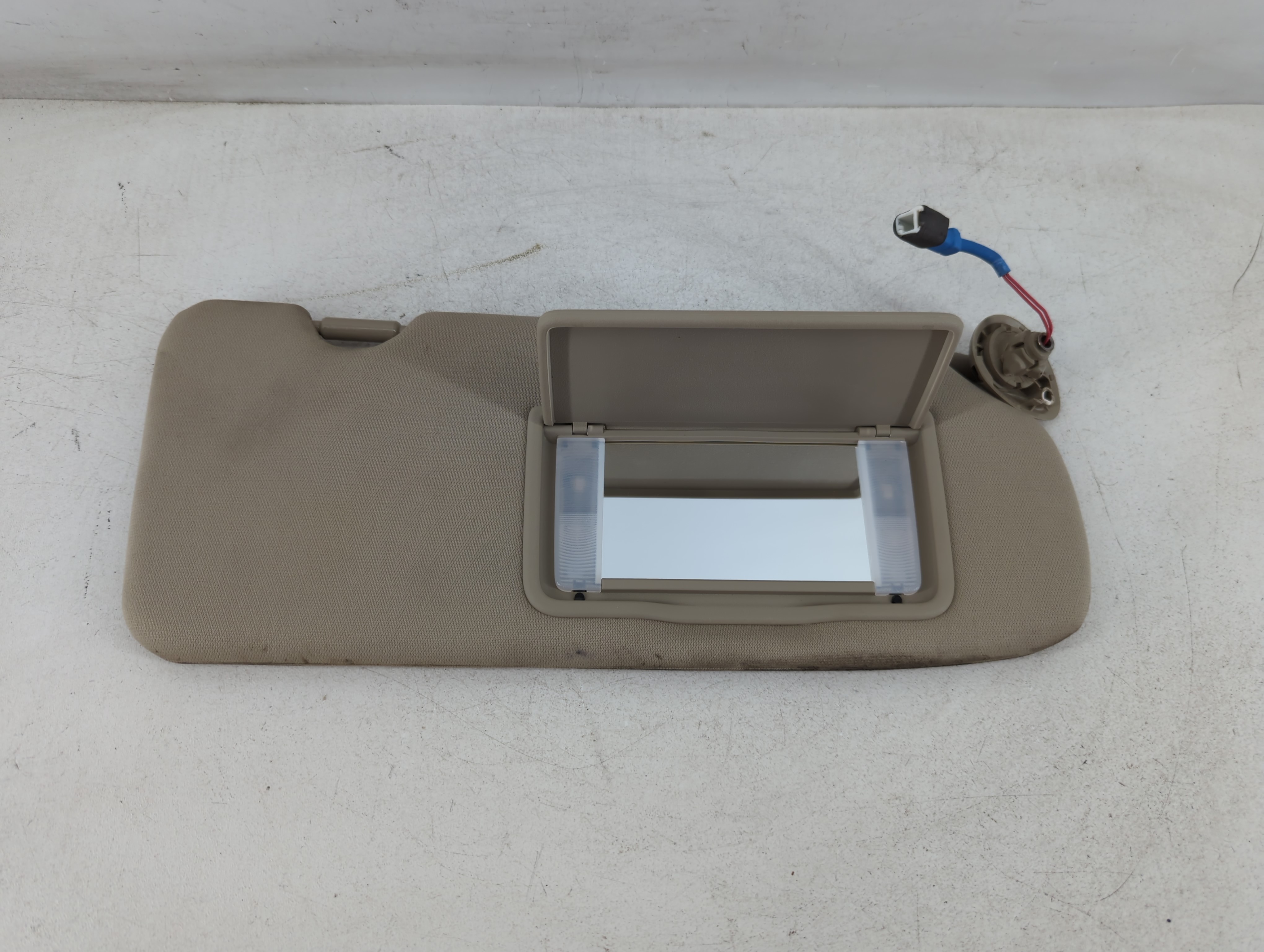 Picture of 2017-2019 Honda Cr-v Passenger Sun Visor Mirror Right Sunvisor Grey 1073693