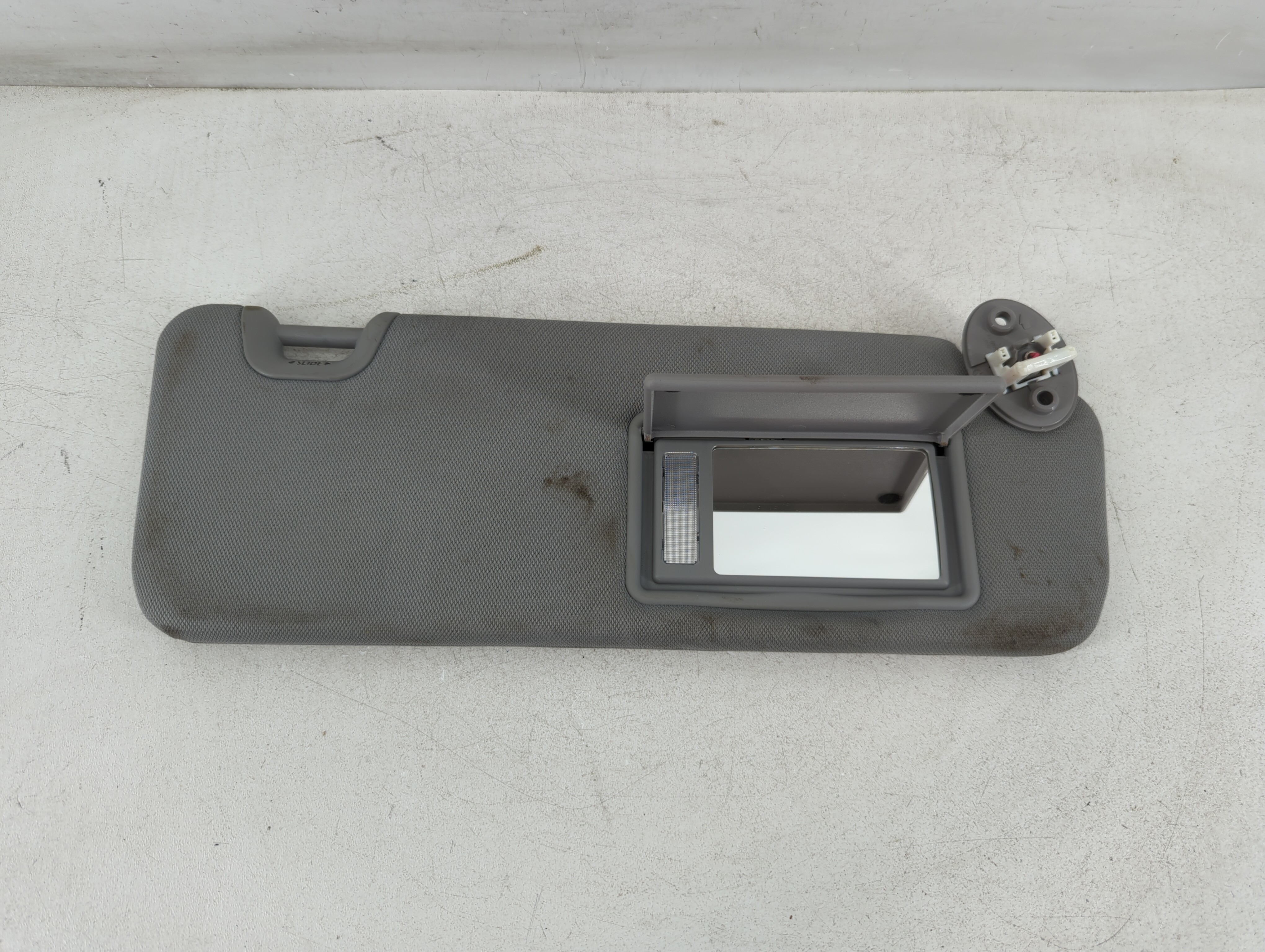 2014-2019 Toyota Highlander Passenger Sun Visor Mirror Right Sunvisor 1073695 - Oemusedautoparts1.com