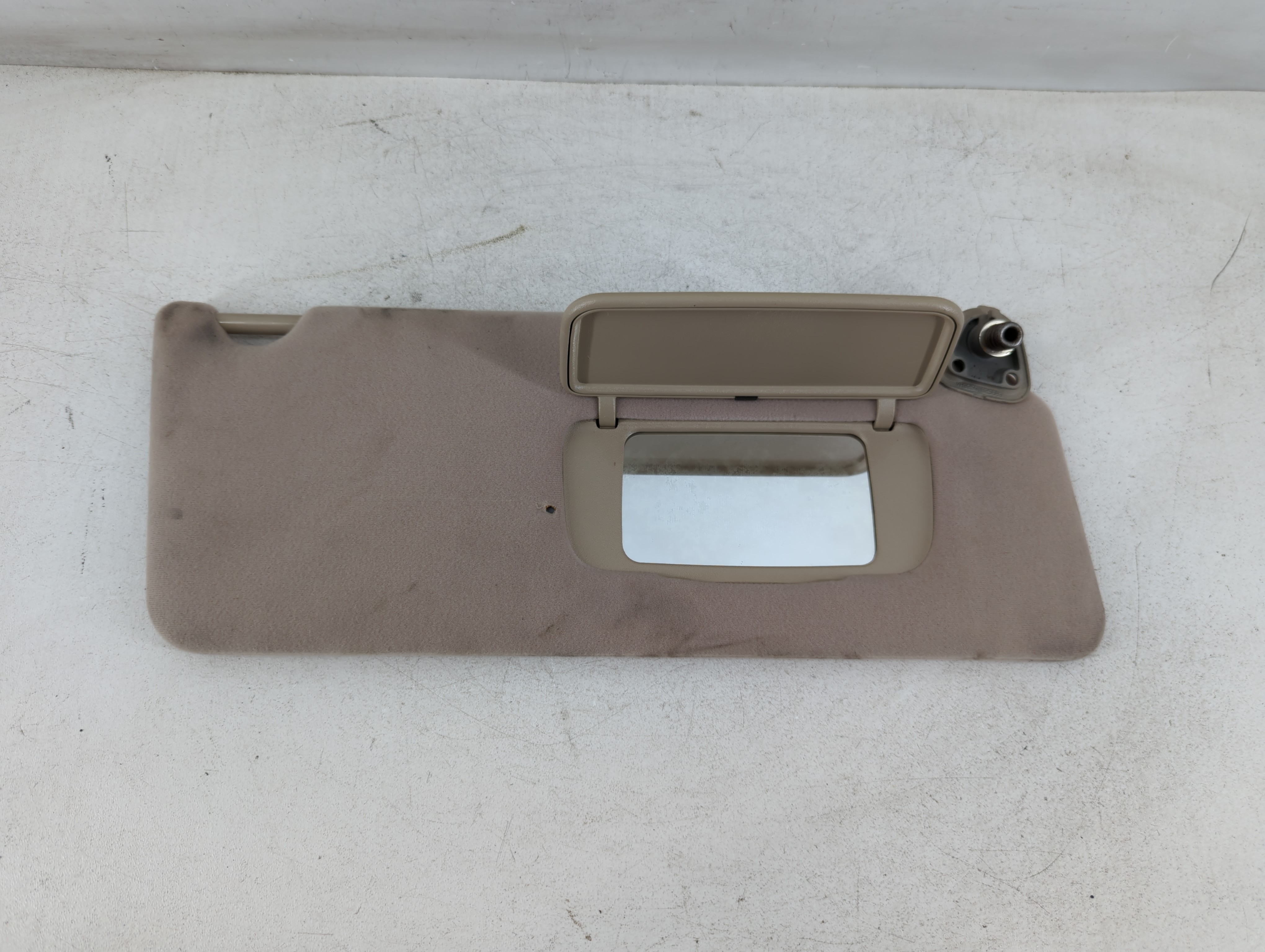 2002-2006 Toyota Camry Passenger Sun Visor Mirror Right Sunvisor Beige 1073718 - Oemusedautoparts1.com
