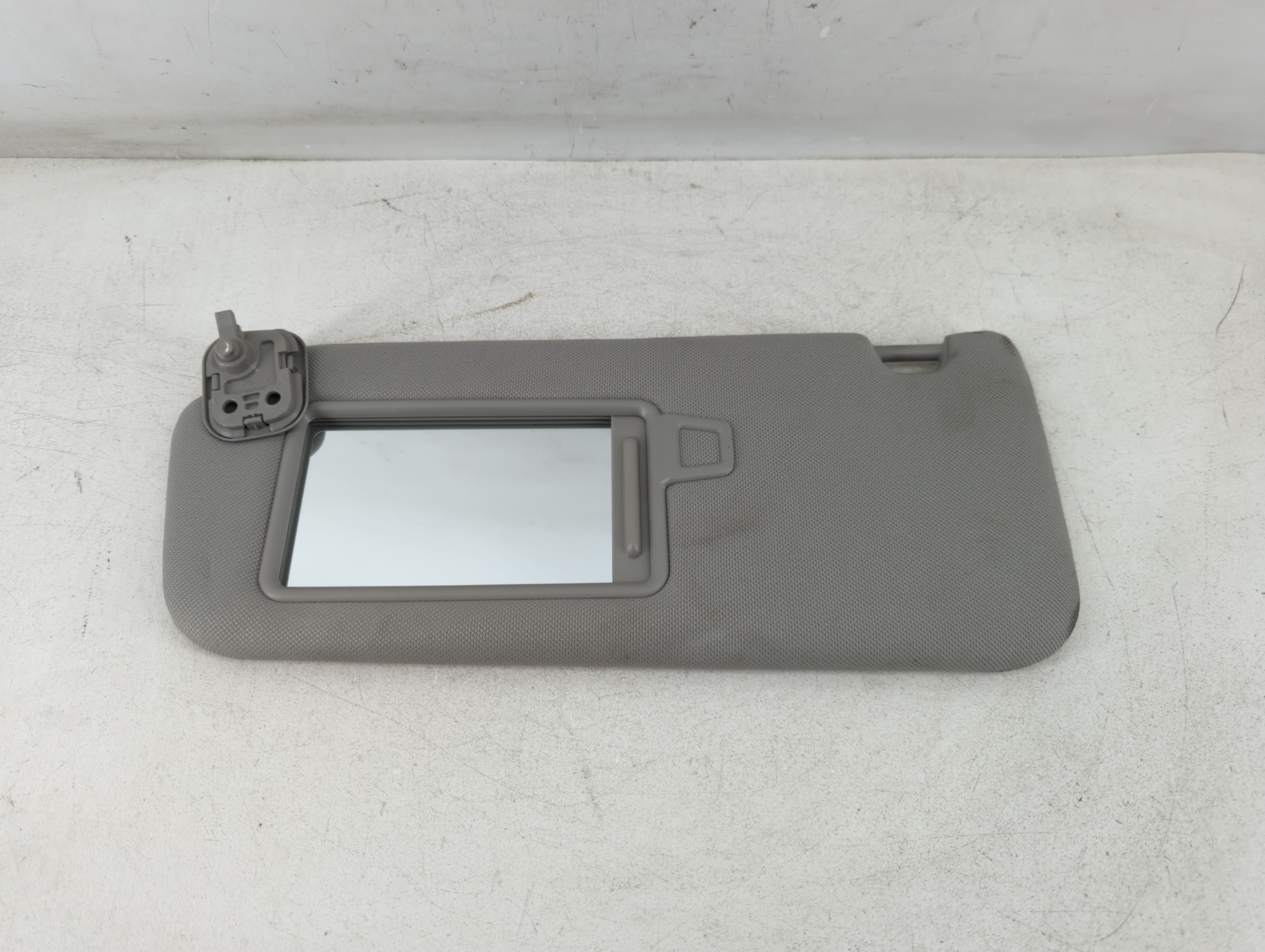2019-2021 Hyundai Santa Fe Driver Sun Visor Mirror Left Sunvisor Grey 1073754 - Oemusedautoparts1.com