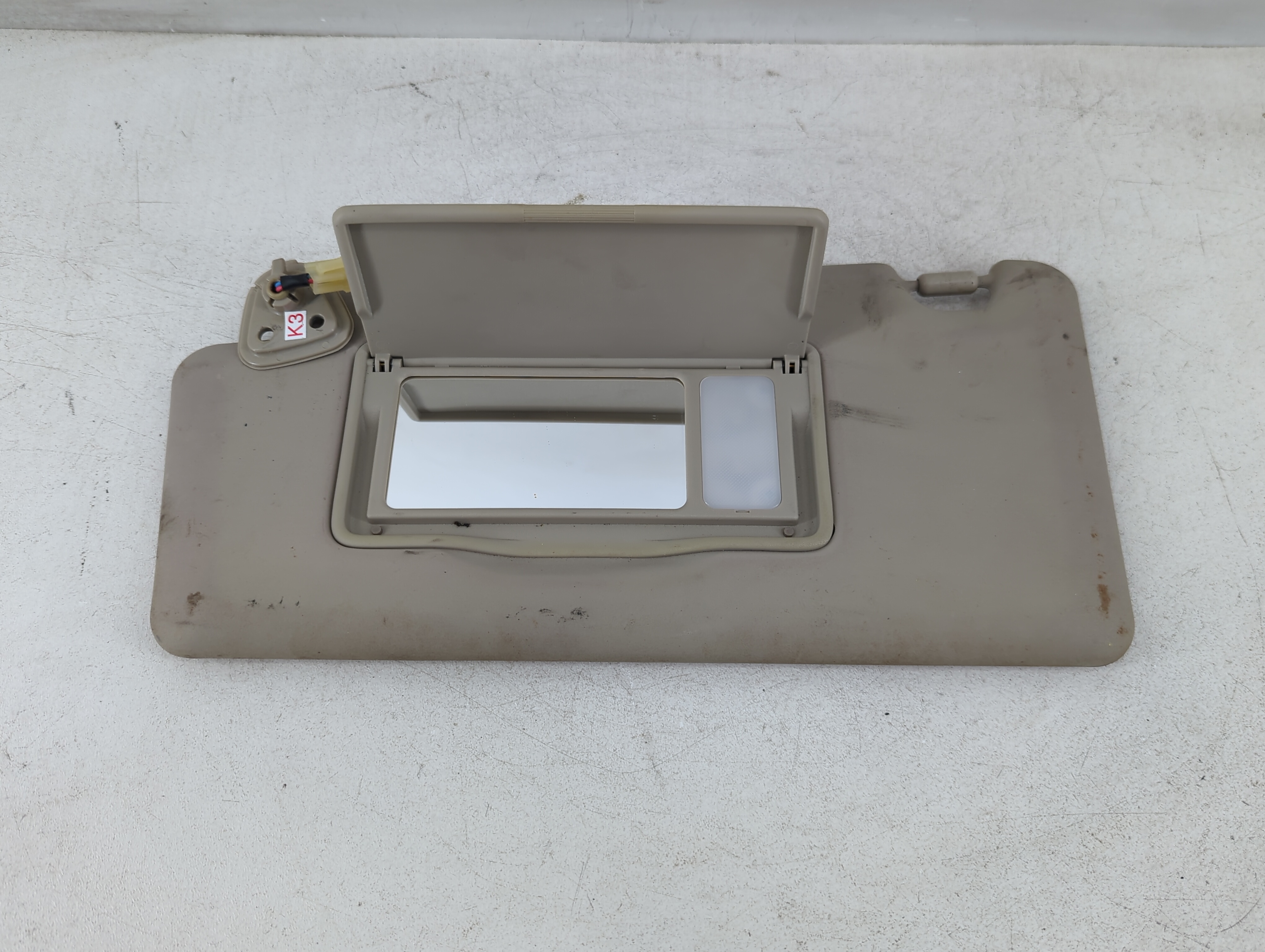 Picture of 2008-2015 Nissan Rogue Driver Sun Visor Mirror Left Sunvisor Grey 1073761