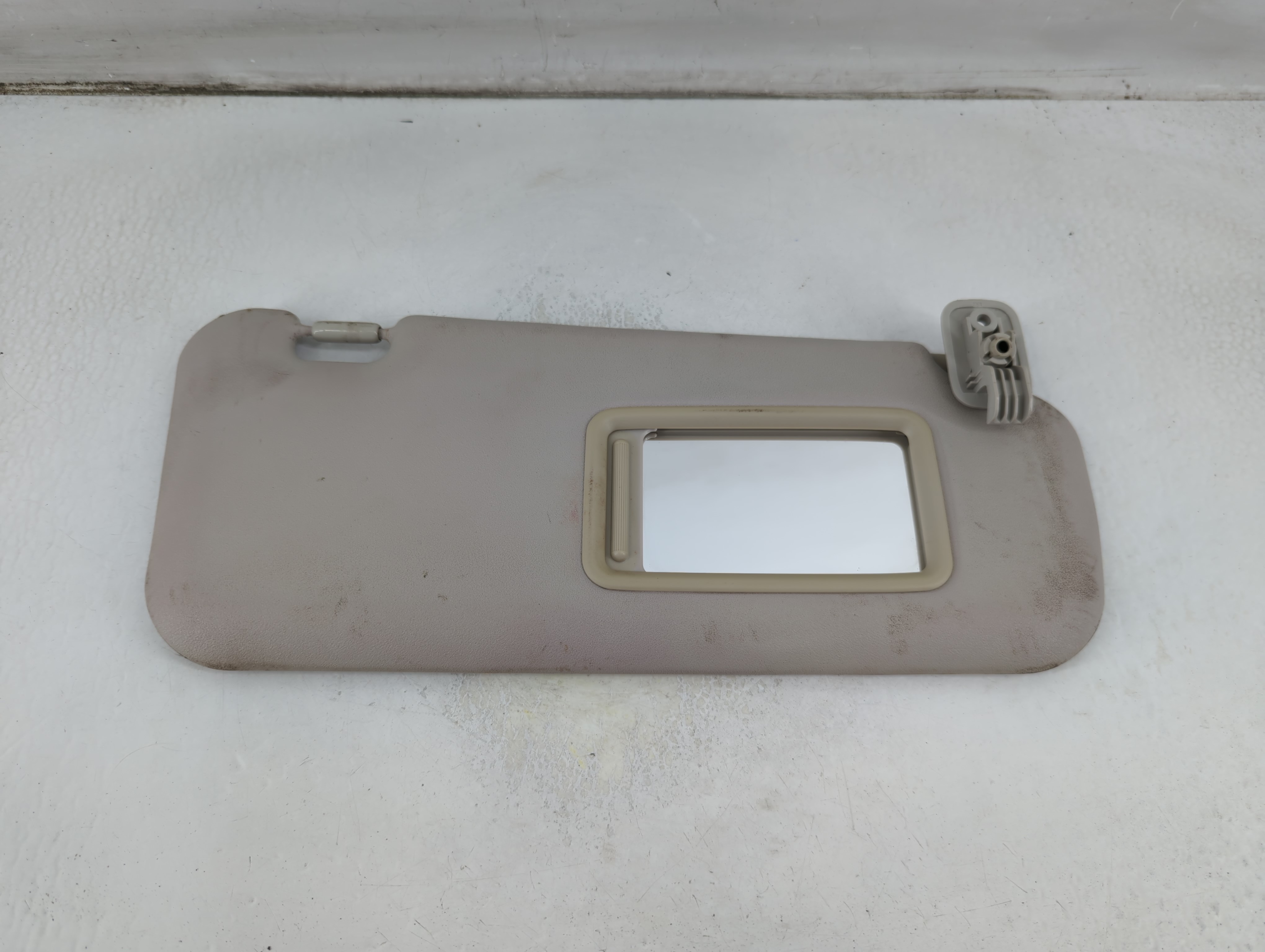 2010-2013 Mazda 3 Driver Sun Visor Mirror Left Sunvisor Light Gray 1073783 - Oemusedautoparts1.com