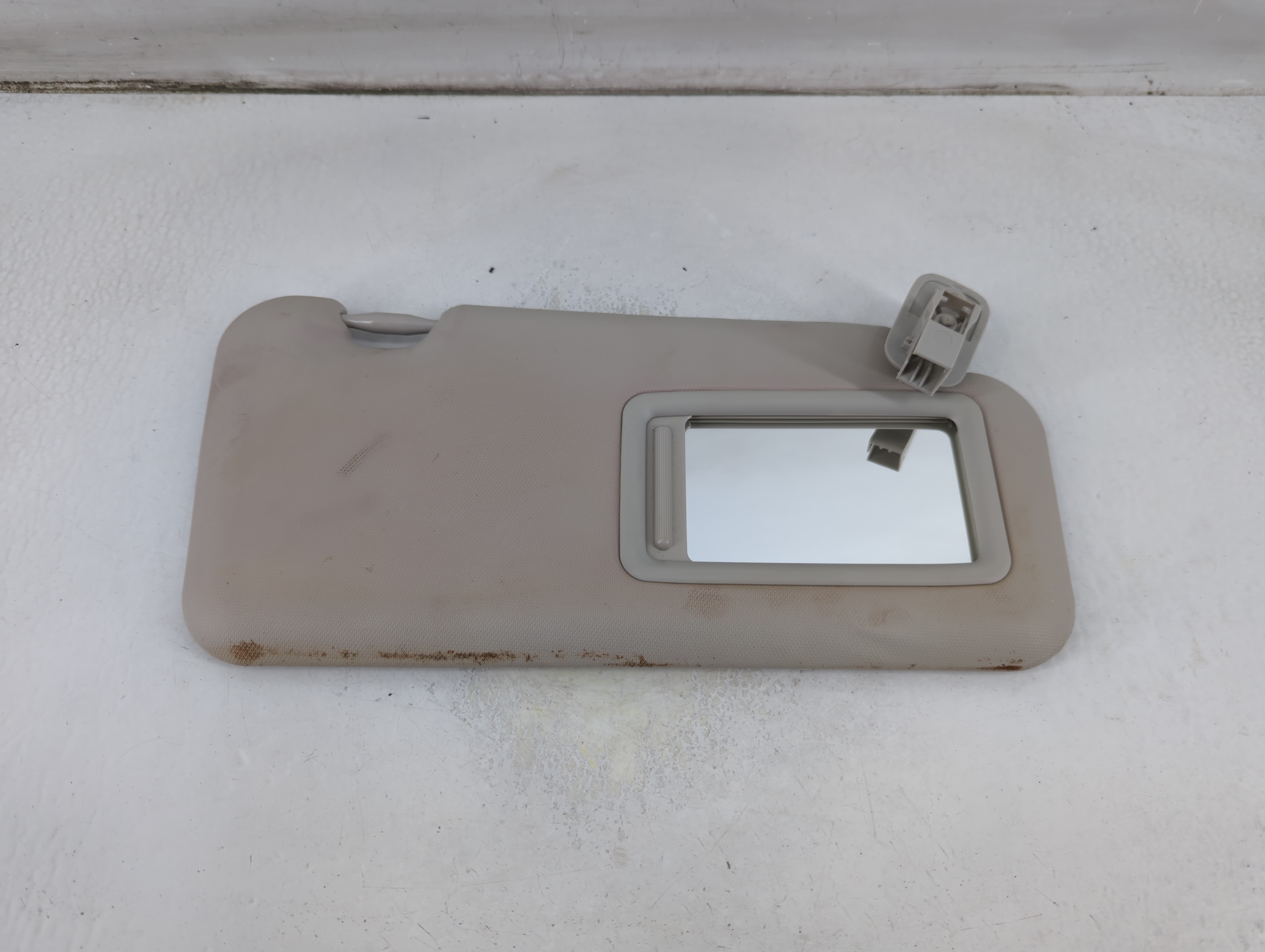 Picture of 2017-2018 Toyota Yaris Ia Driver Sun Visor Mirror Left Sunvisor Ivory 1073787