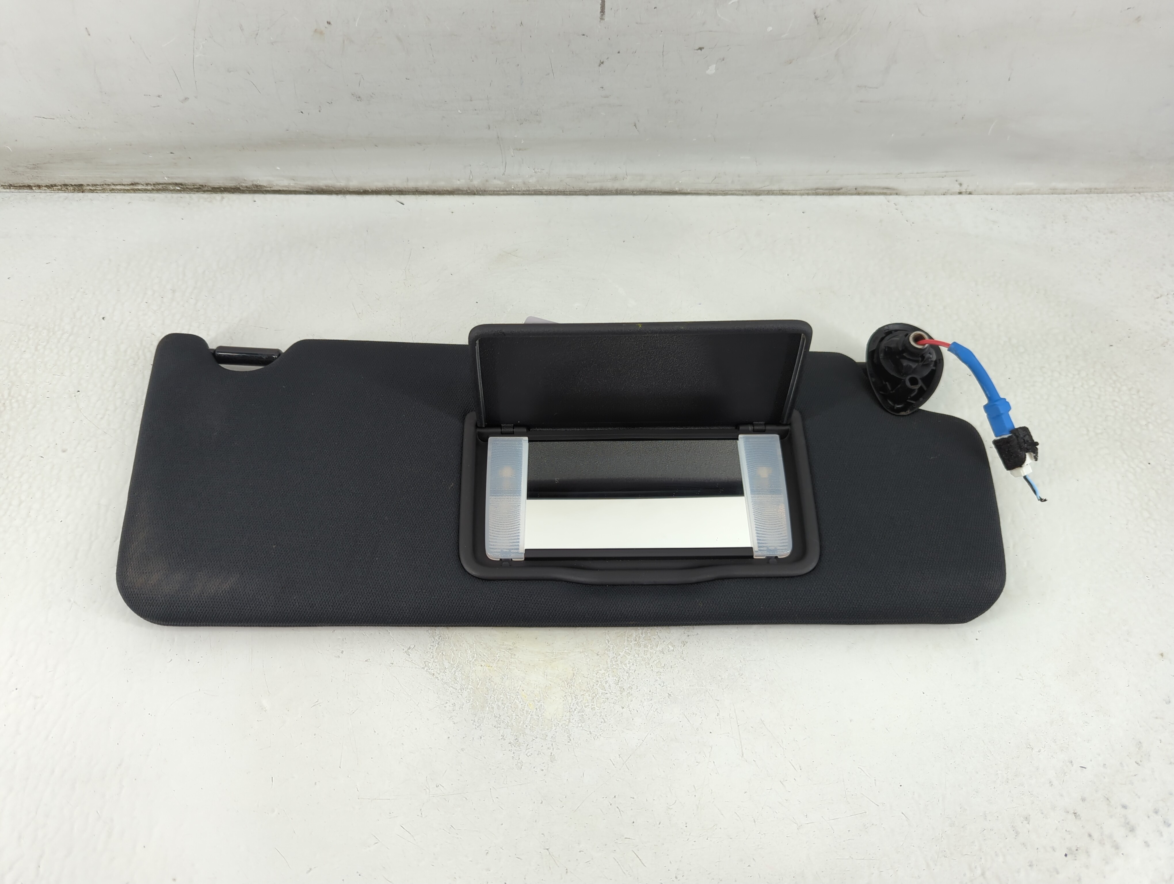 2019-2022 Honda Passport Passenger Sun Visor Mirror Right Sunvisor Black 1073794 - Oemusedautoparts1.com