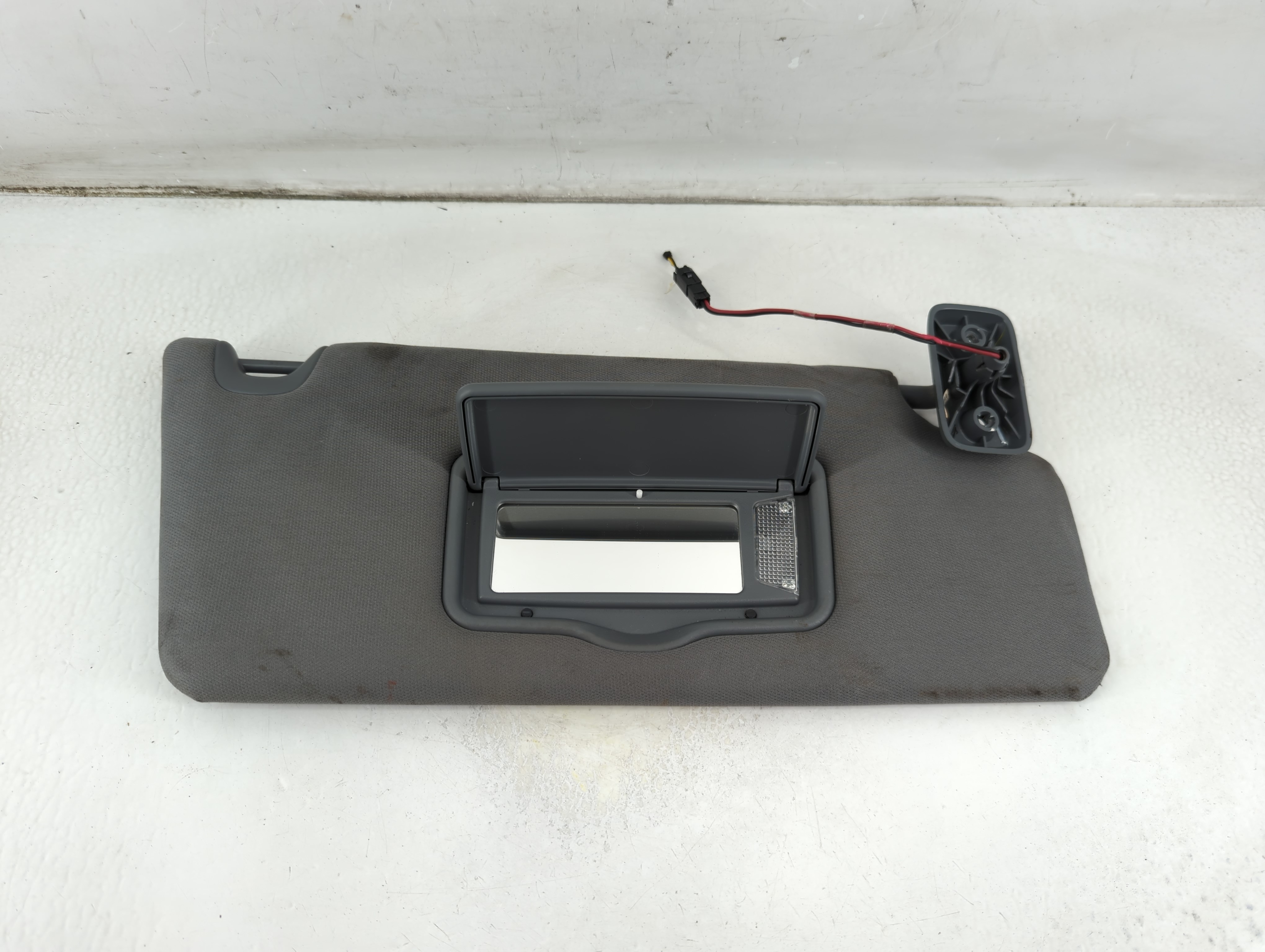 2010-2014 Ford F-150 Passenger Sun Visor Mirror Right Sunvisor Dark Gray 1073823 - Oemusedautoparts1.com