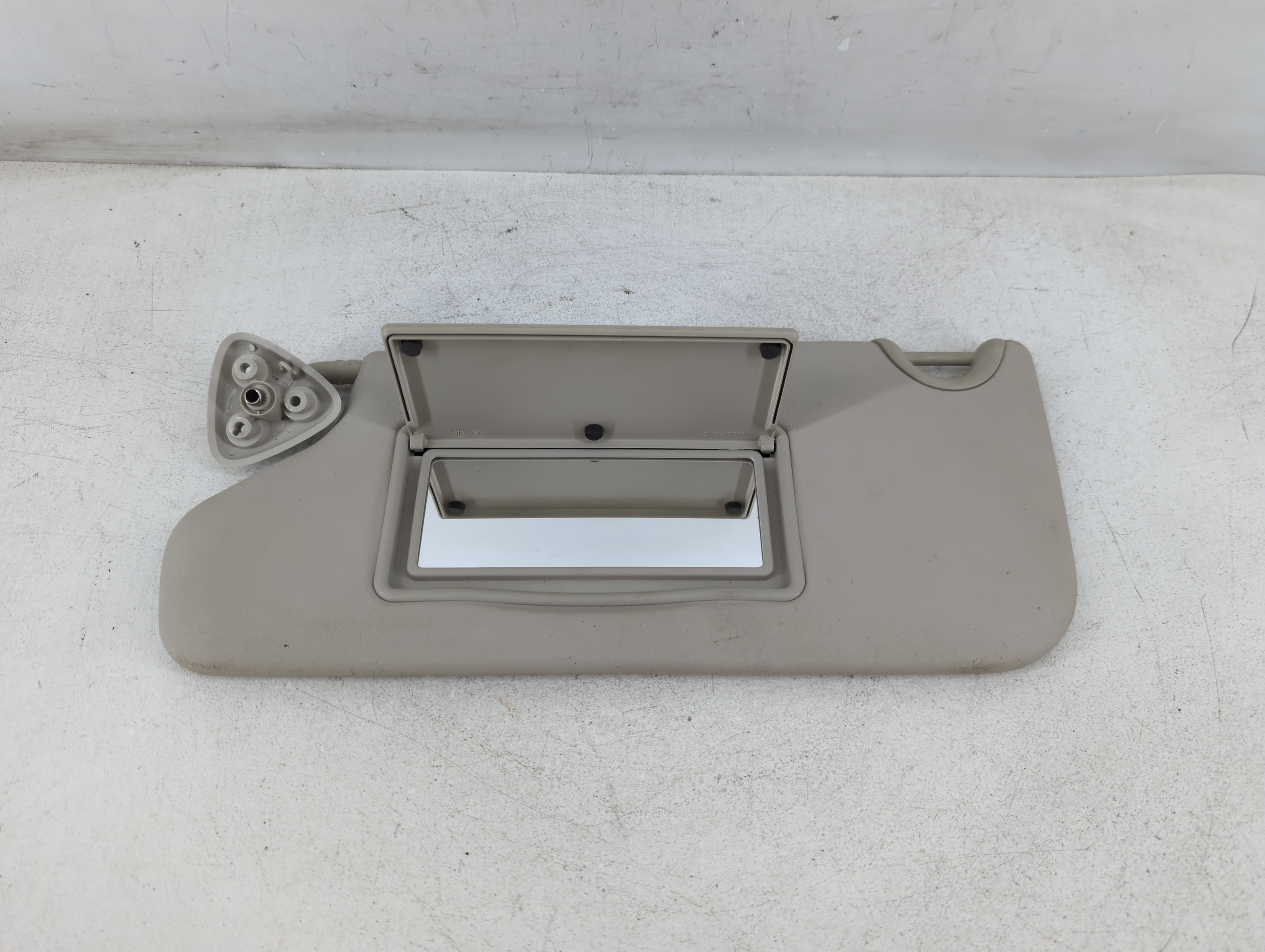 2015 Dodge Journey Driver Sun Visor Mirror Left Sunvisor Light Grey 1073829 - Oemusedautoparts1.com