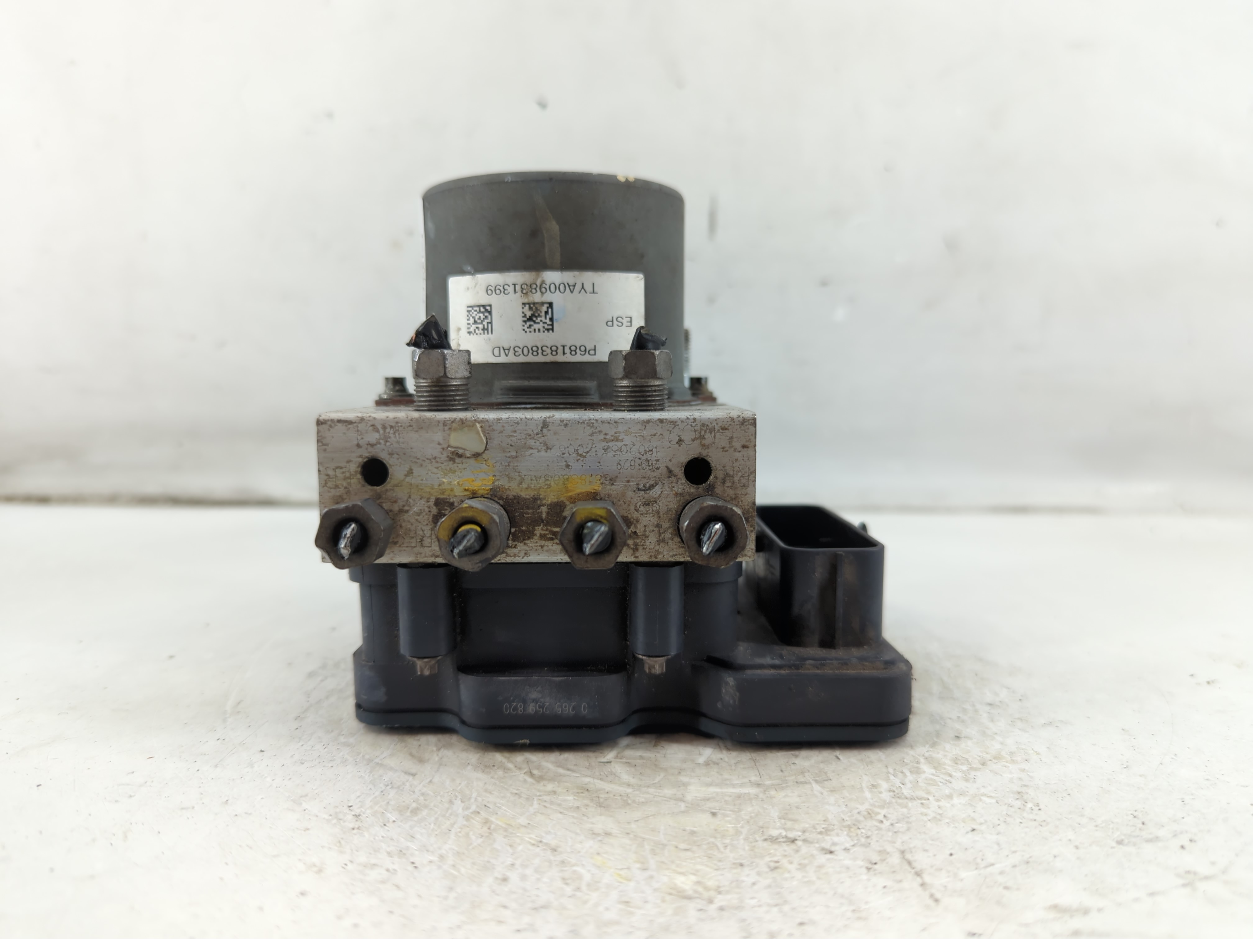 Picture of Dodge Caravan Abs Pump Control Module 1073845