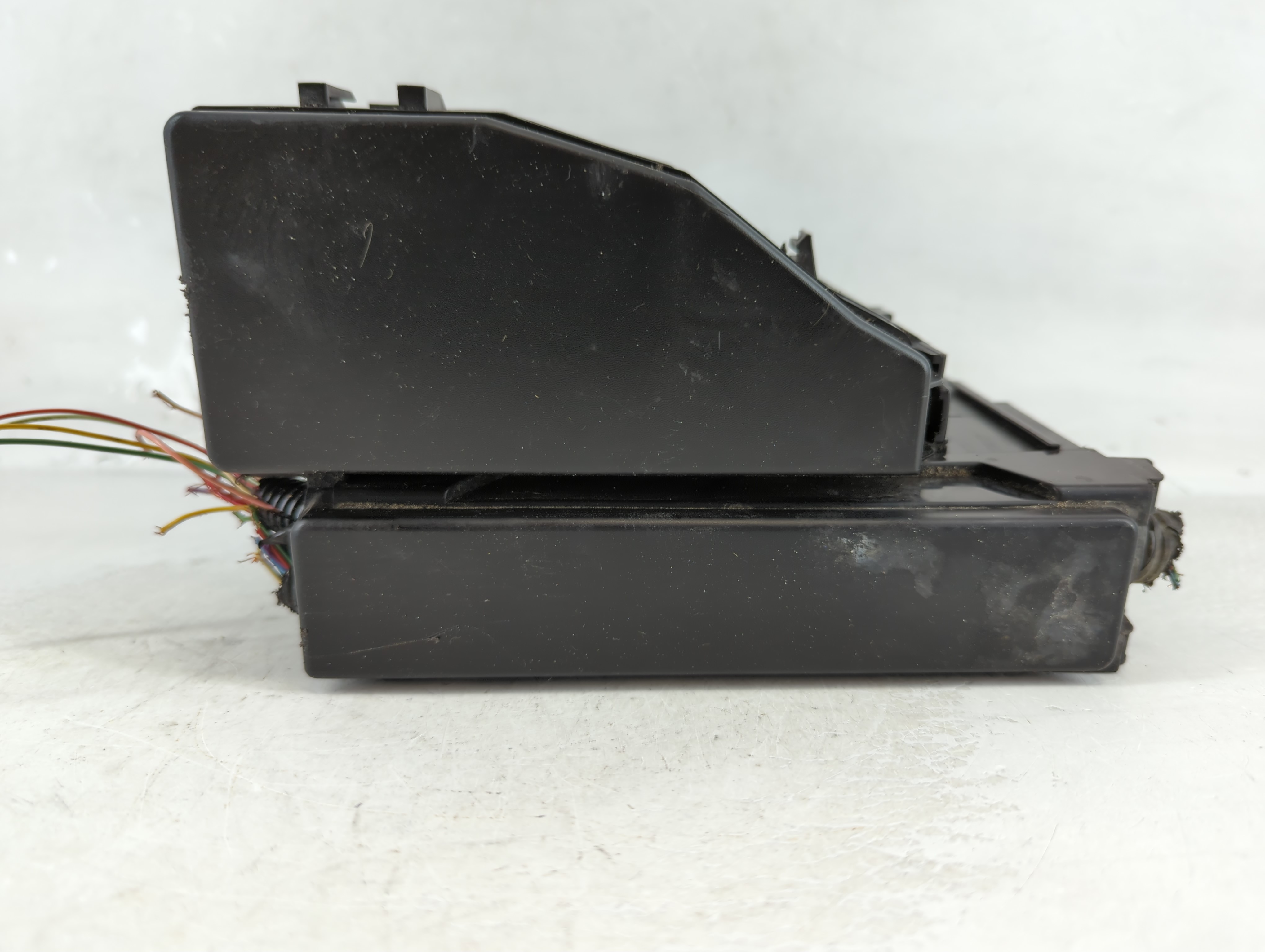2016-2017 Nissan Altima Fusebox Fuse Box Relay Module 7254-5763-30 1073871 - Oemusedautoparts1.com