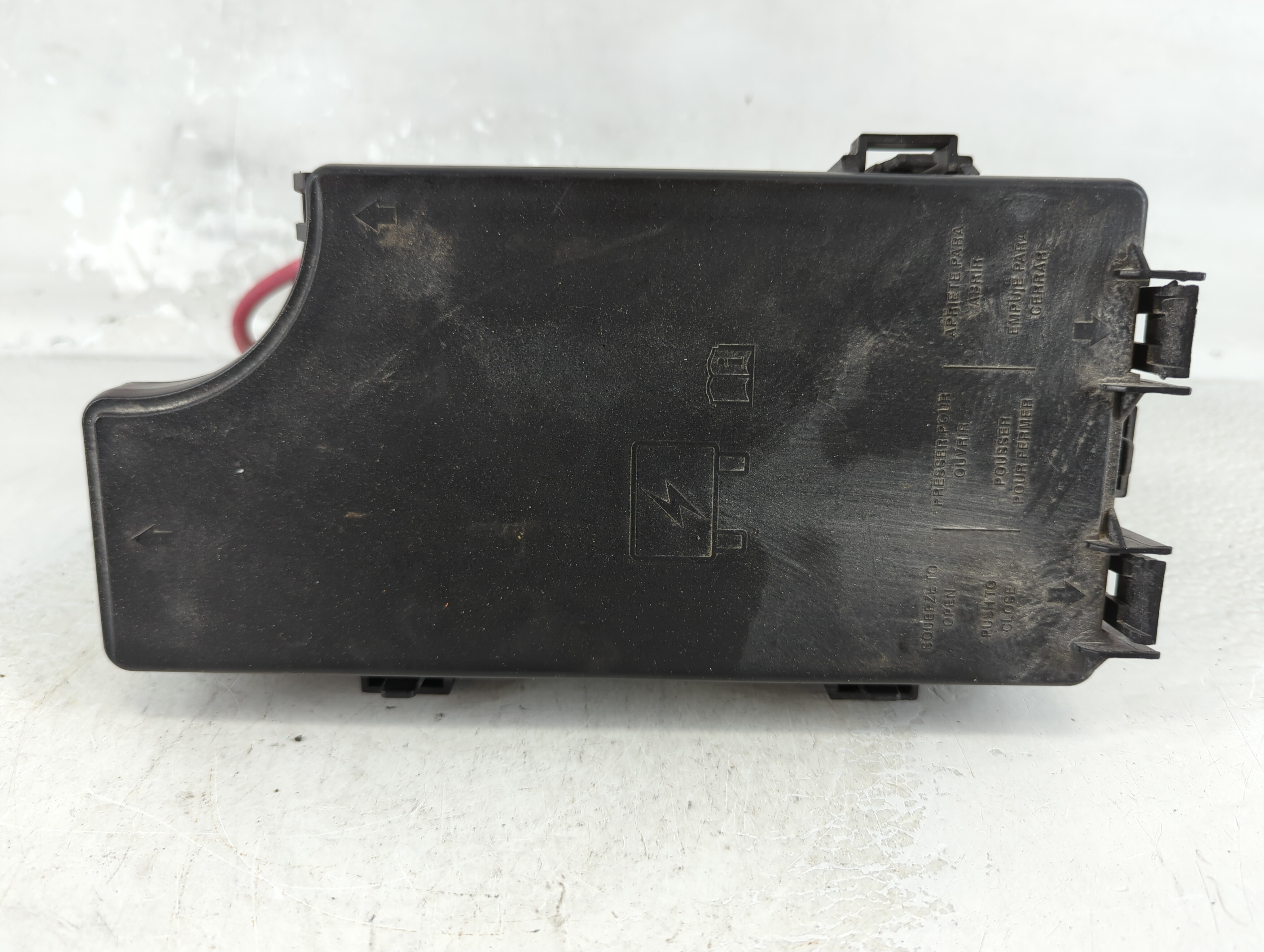 2010-2012 Dodge Caliber Fusebox Fuse Box Relay Module Tipm P04692555ac 1073873 - Oemusedautoparts1.com